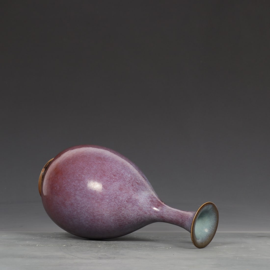 An Exquisite Jun yao Purple Glazed Vase - 7