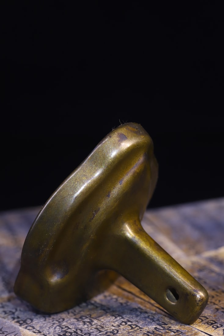 An Exquisite Bronze Buddha Statue Pattern Ornament - 5