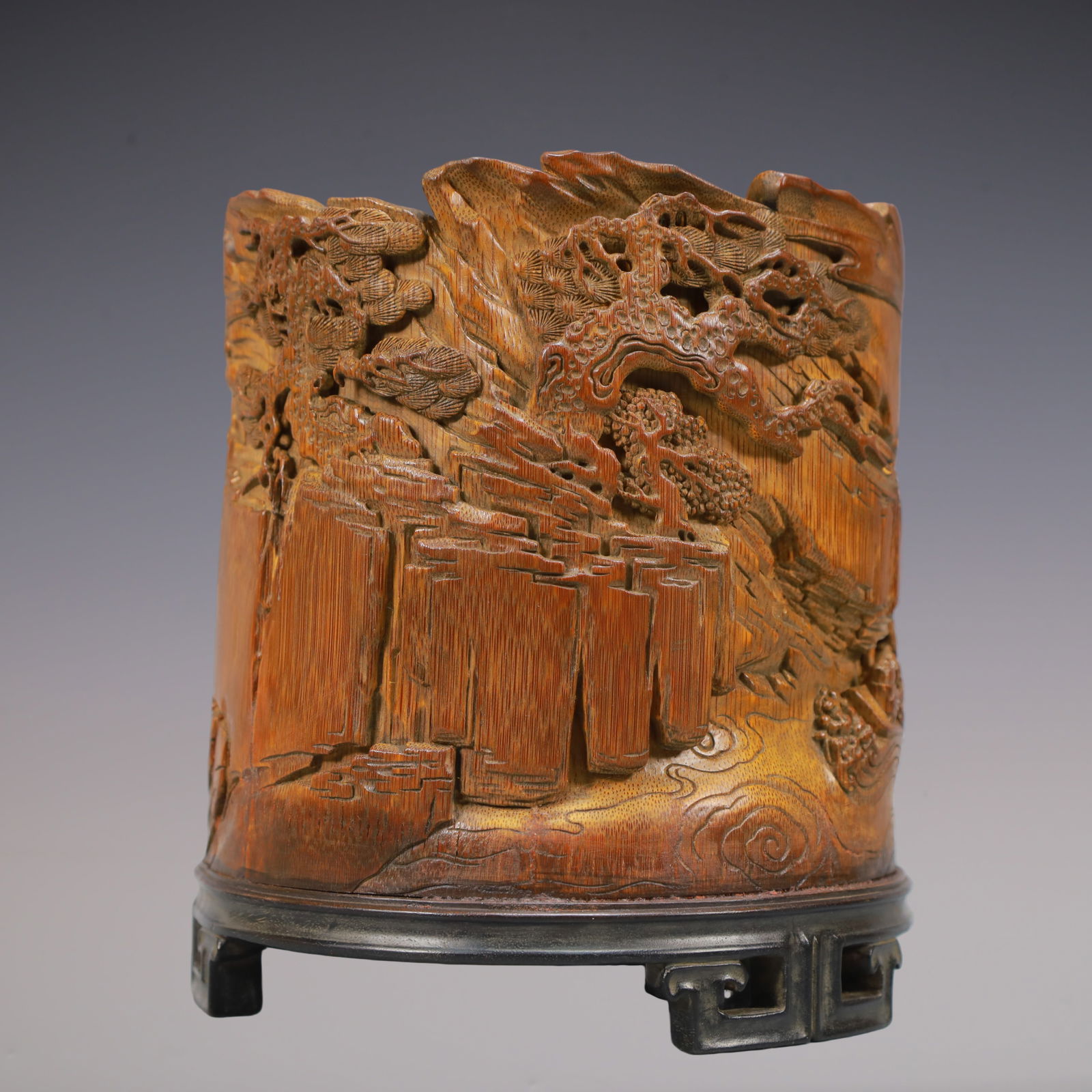 A Exquisite Bamboo Landscape and Figure Pattern Brush Pot - 2