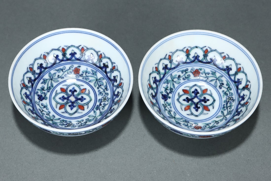 An Exquisite Wucai Lotus Pattern Cup - 6