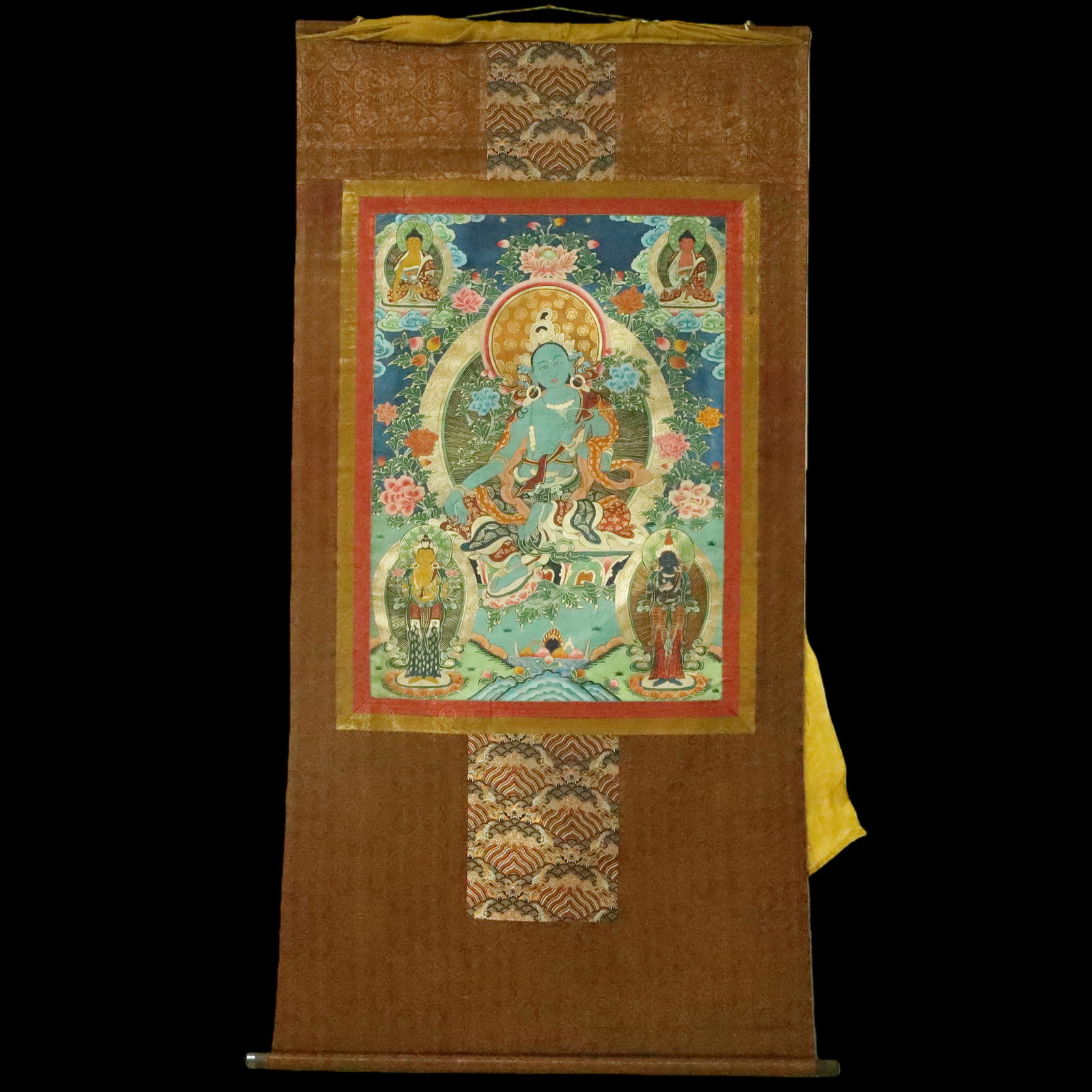 An Exquisite Brocade Painted Color Statue of Tara Tangka (1 of 11)