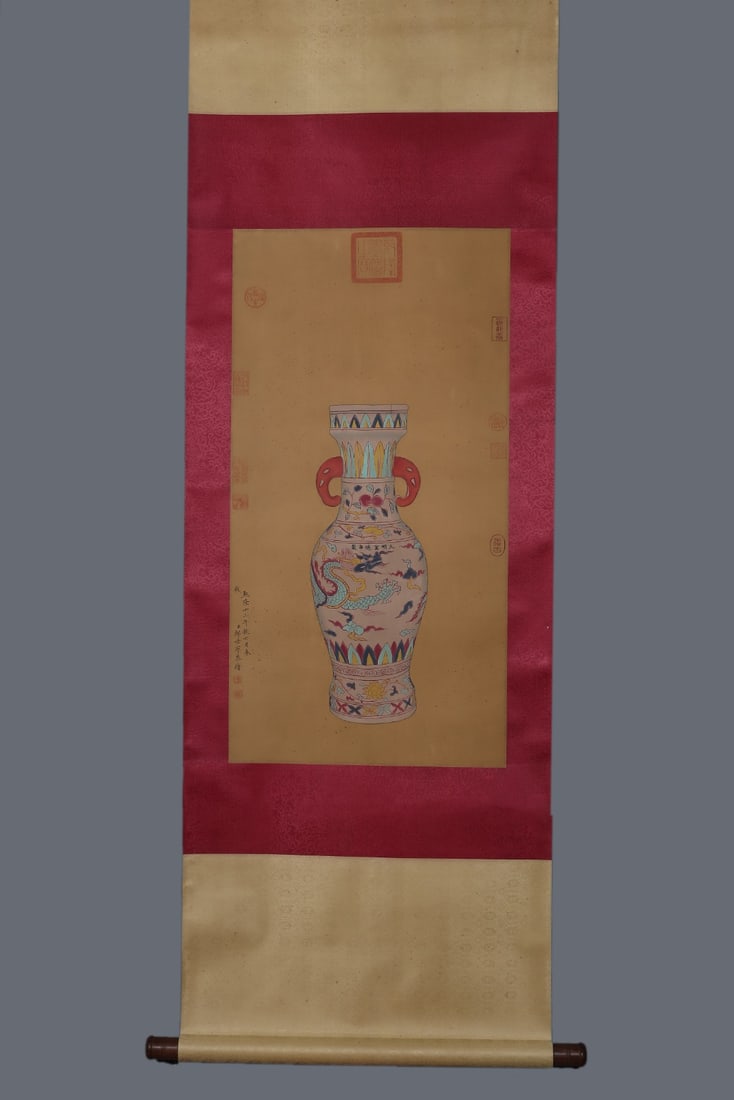 An Exquisite Wucai Dragon Pattern Lotus Pattern Double-Ears Vase - 8