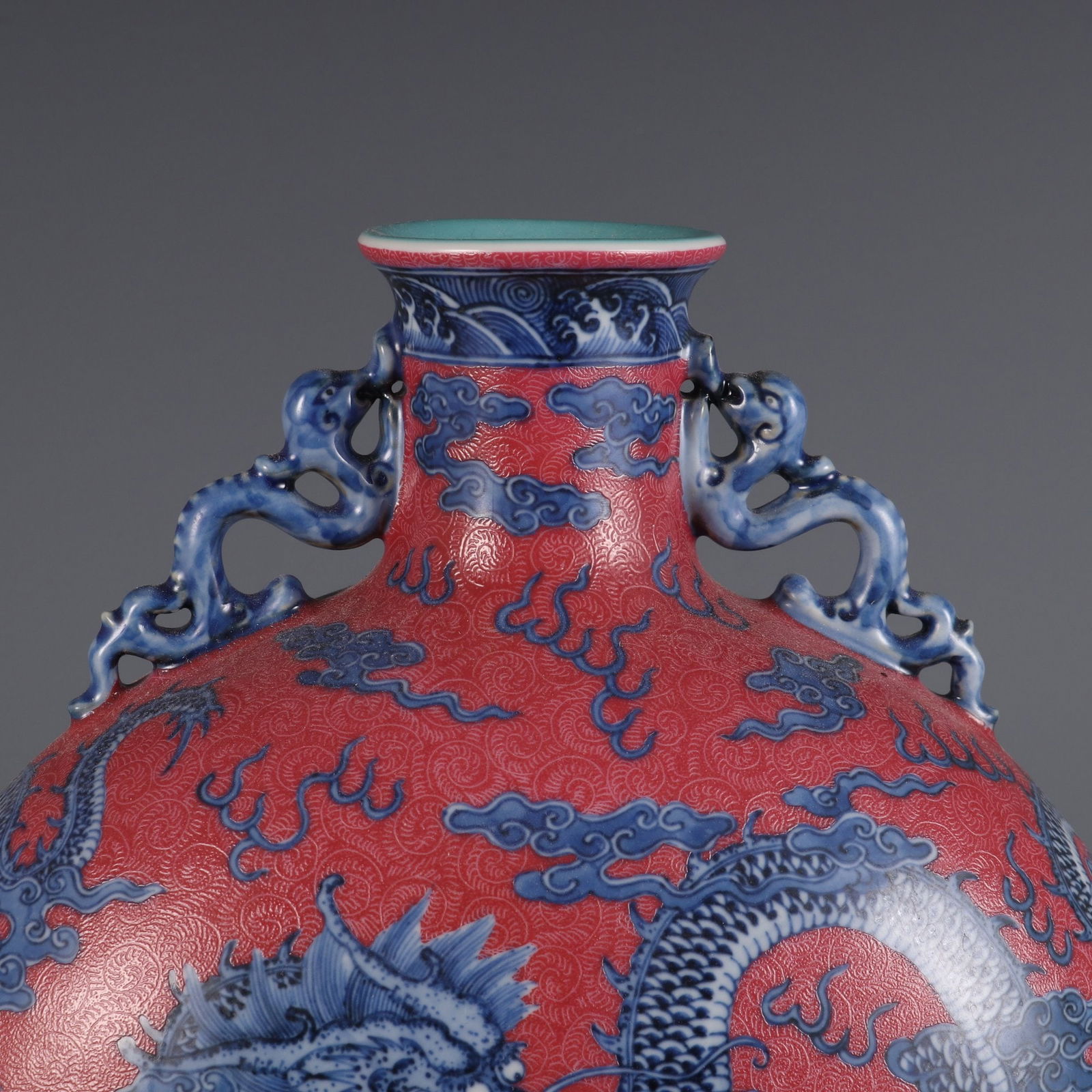 A Exquisite Blue and White Ruby Red-Glazed Auspicious Cloud Pattern Dragon Pattern Double-Ears Vase - 4
