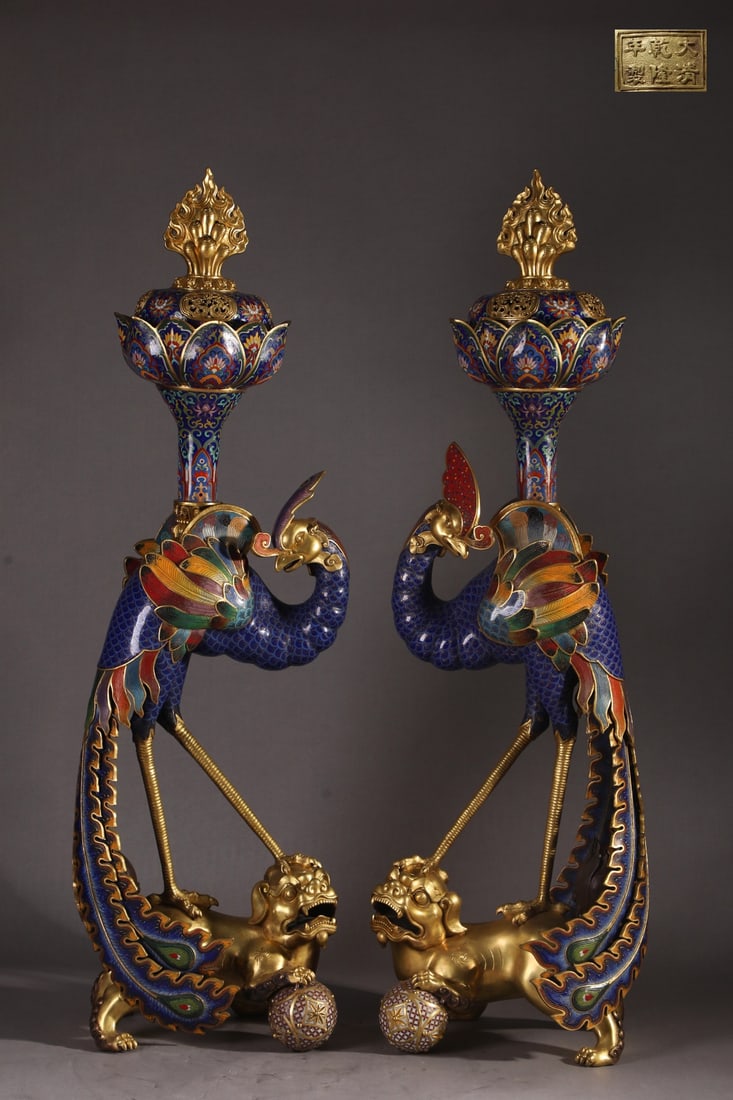 A Pair of Exquisite Cloisonne Phoenix-Shaped Censer (1 of 9)