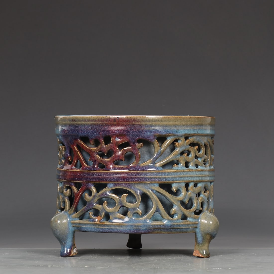 An Exquisite Jun yao Lotus Pattern Tripod Censer - 5
