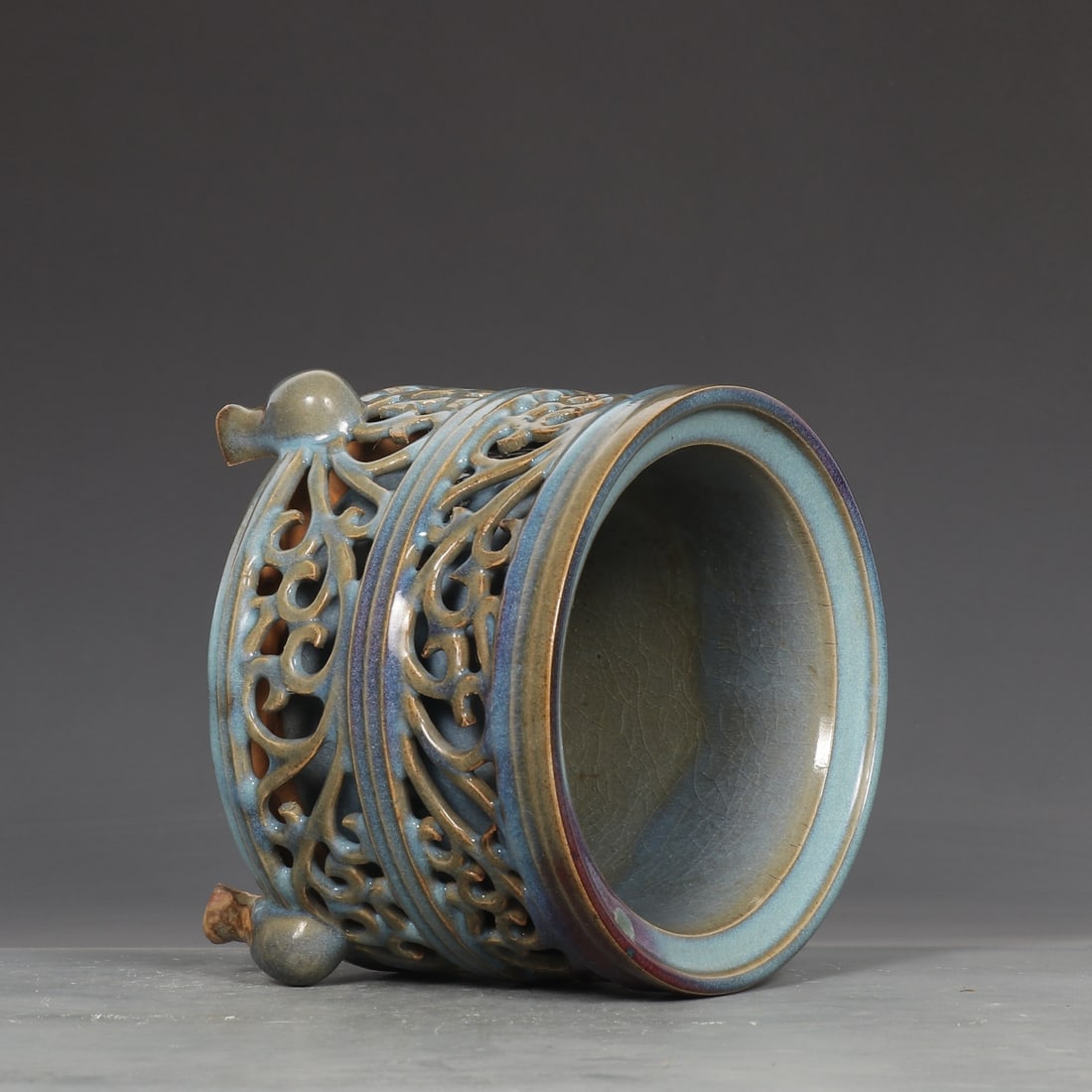 An Exquisite Jun yao Lotus Pattern Tripod Censer - 6