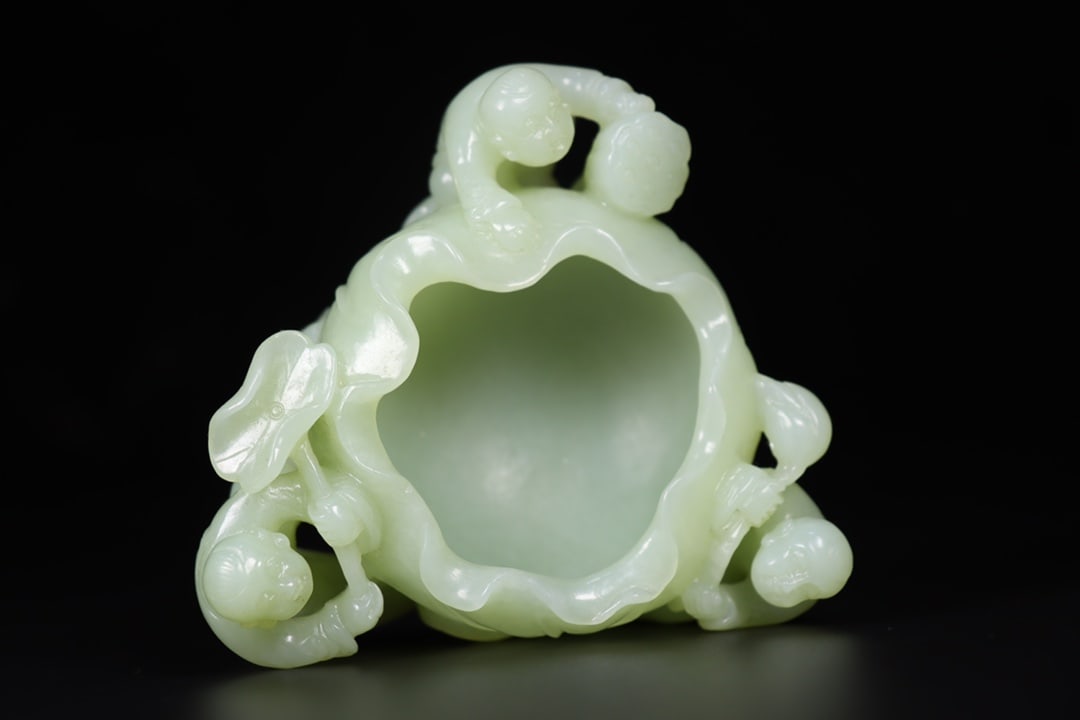 An Exquisite White Jade Figure Pattern Brush Washer - 8