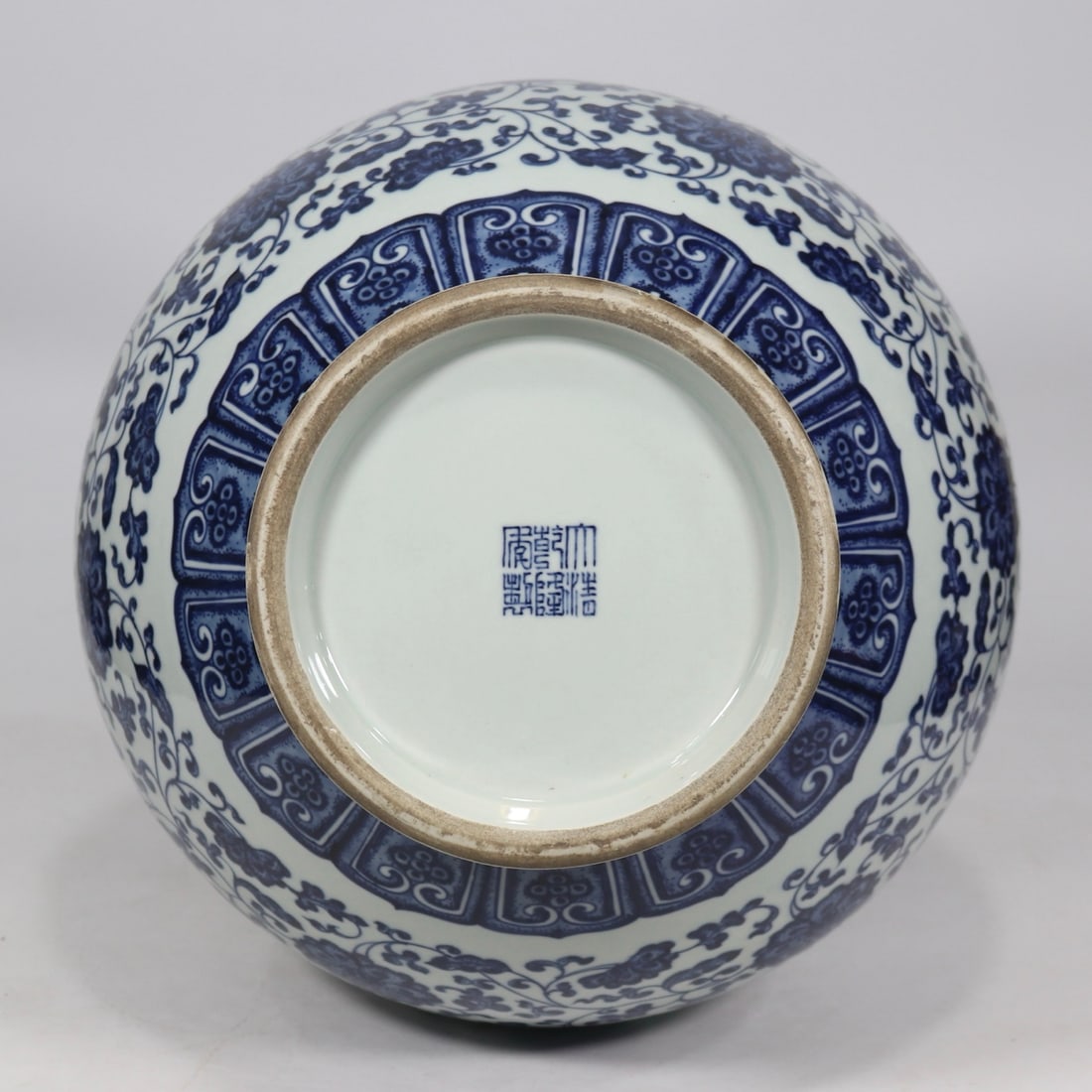 An Exquisite Blue and White Lotus Pattern Seawater Pattern Vase - 9