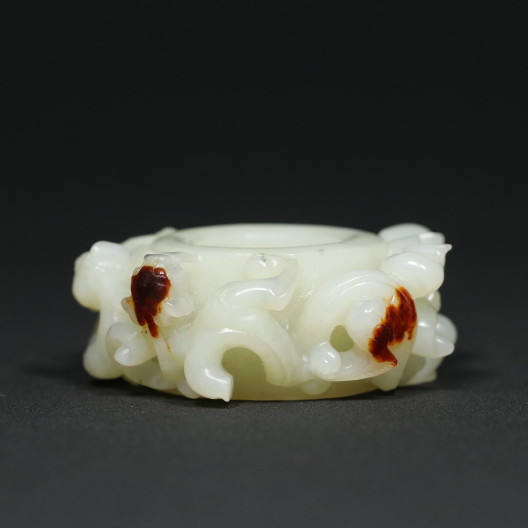 An Exquisite White Jade Chi-Dragon Pattern Ornament - 5