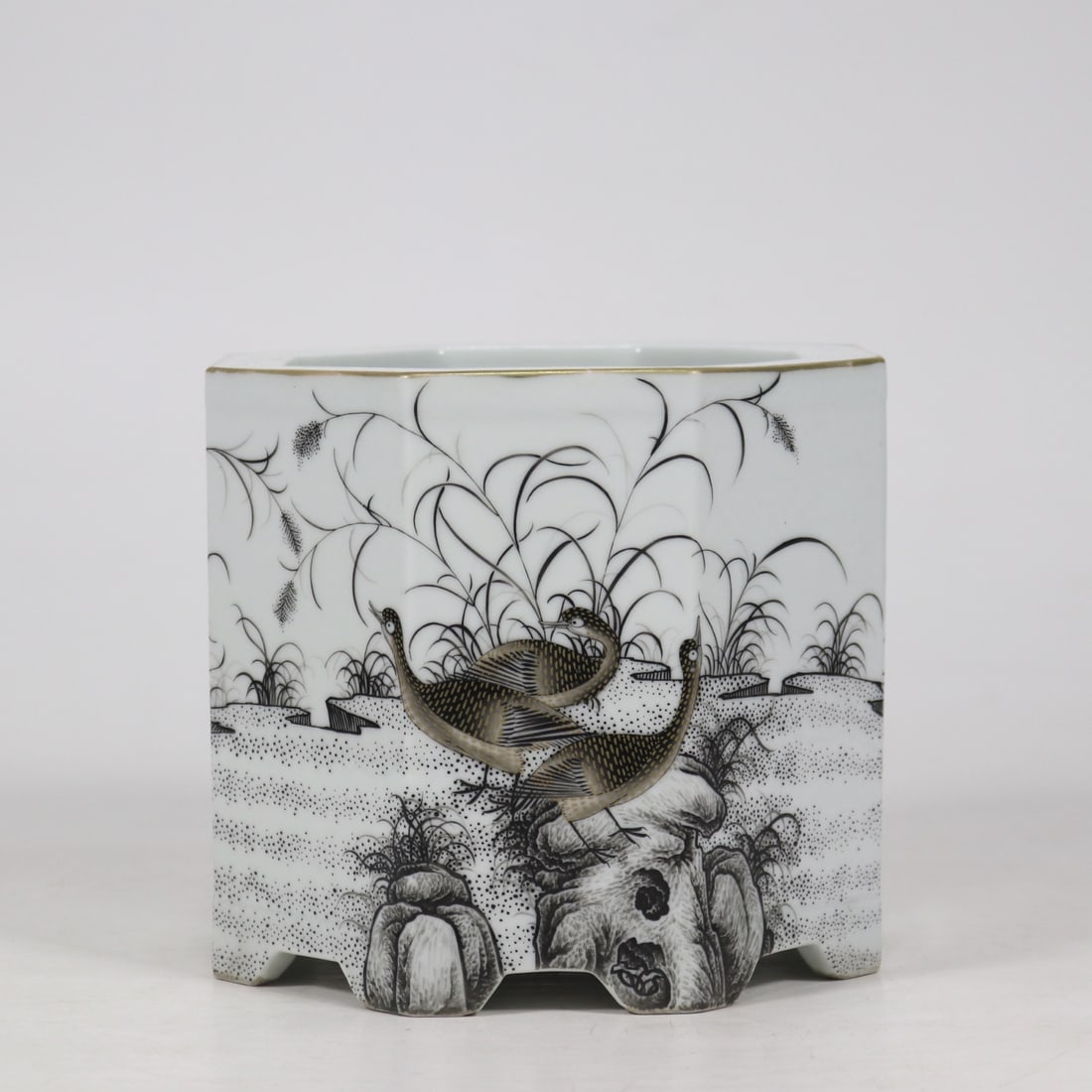 An Exquisite Ink Color Flower and Bird Pattern Brush Pot (1 of 9)