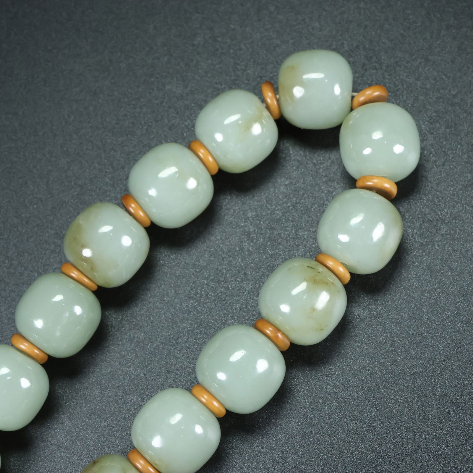 An Exquisite White Jade Bracelets - 6
