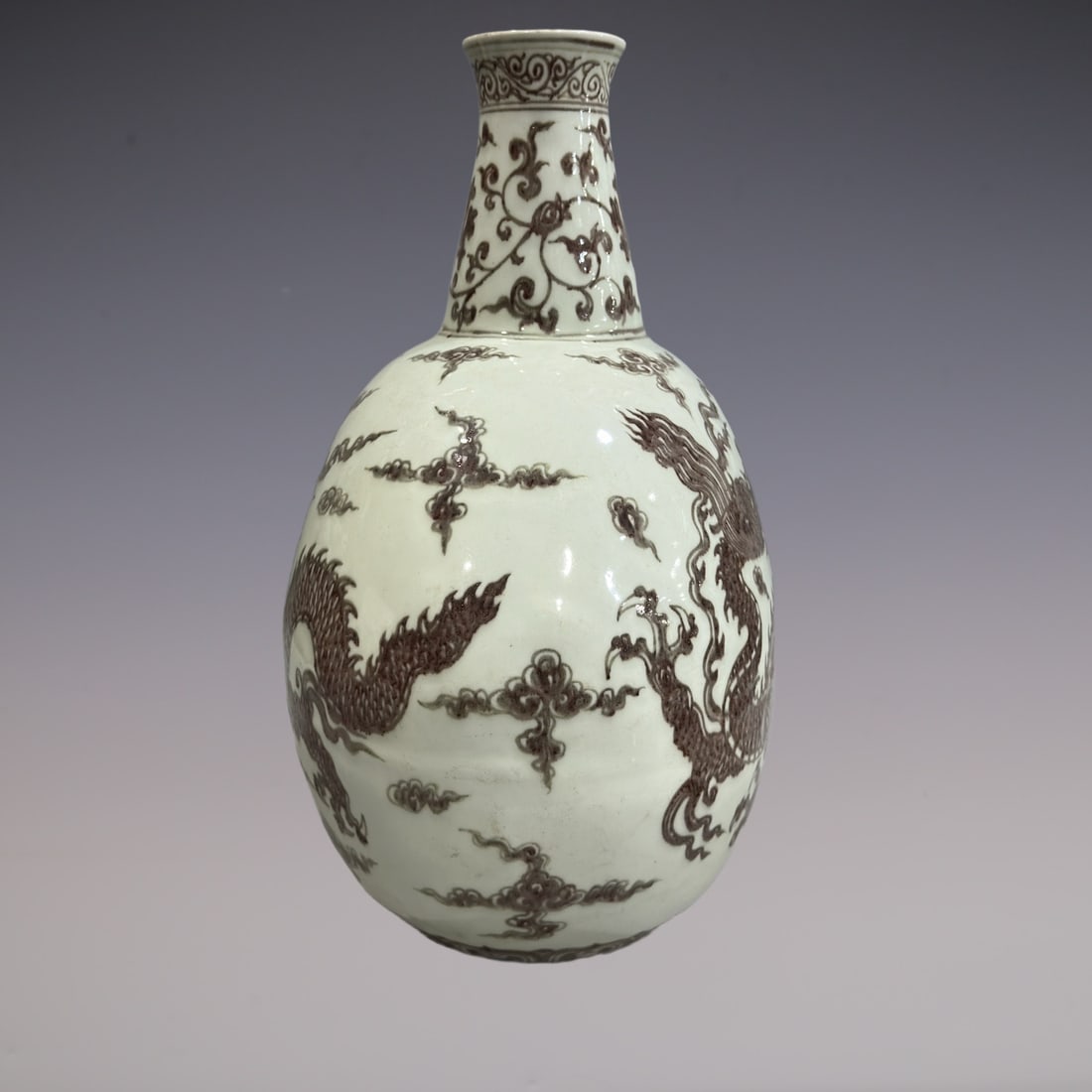 An Exquisite Underglaze-Red Dragon Pattern Lotus Pattern Vase - 4