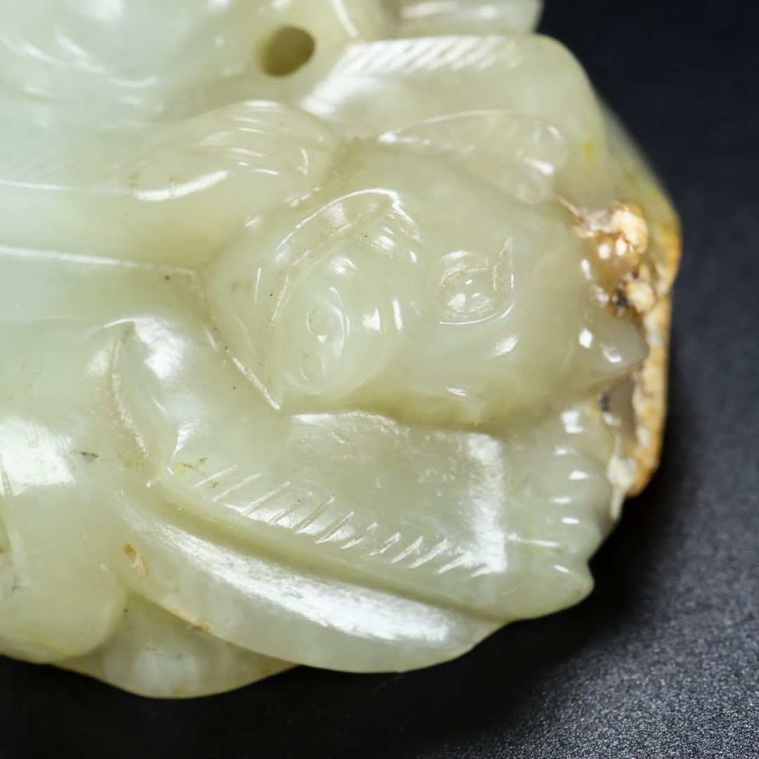 An Exquisite White Jade Dragon Pattern Paper Weight - 8