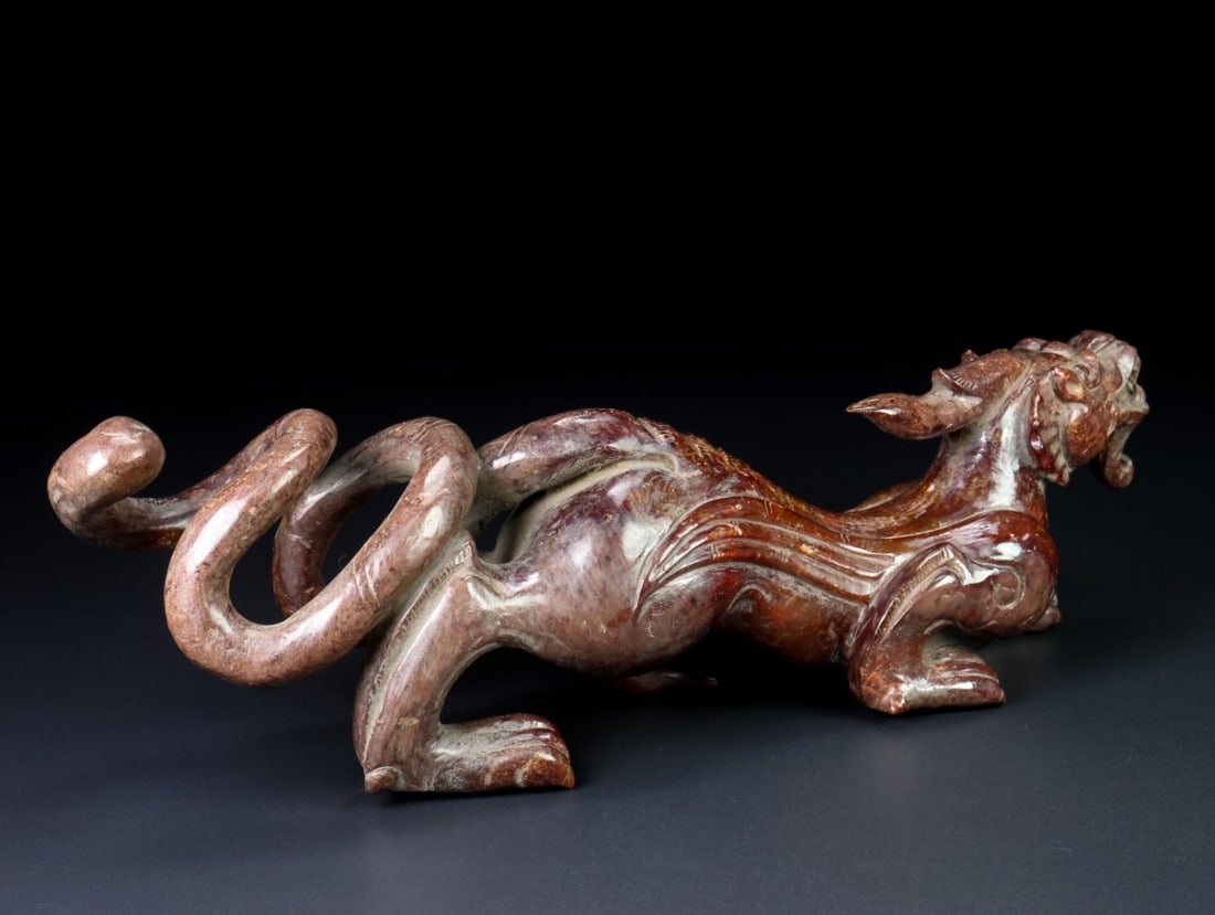An Exquisite White Jade Dragon Ornament - 7