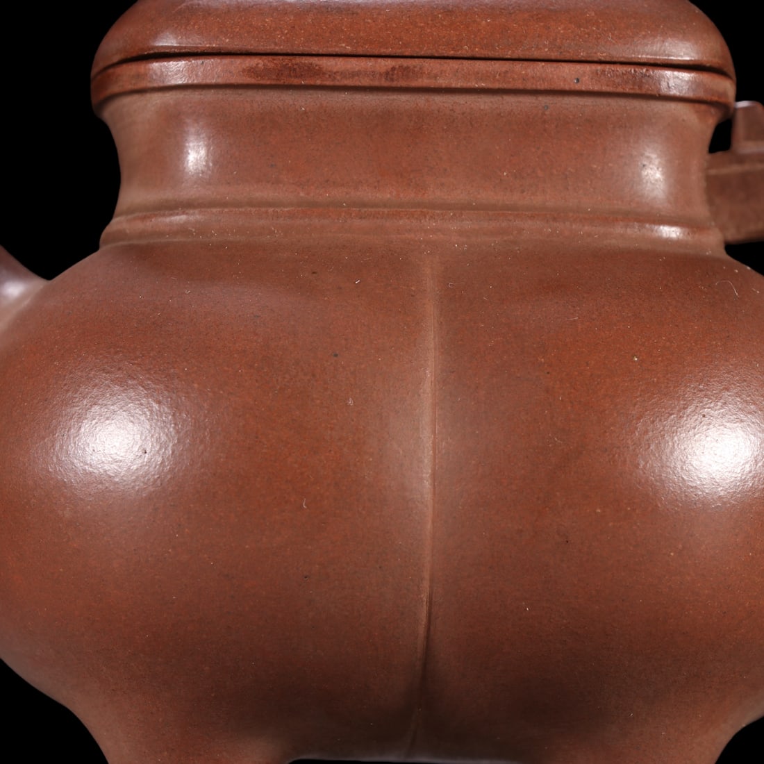 An Exquisite Purple Sands Teapot - 2