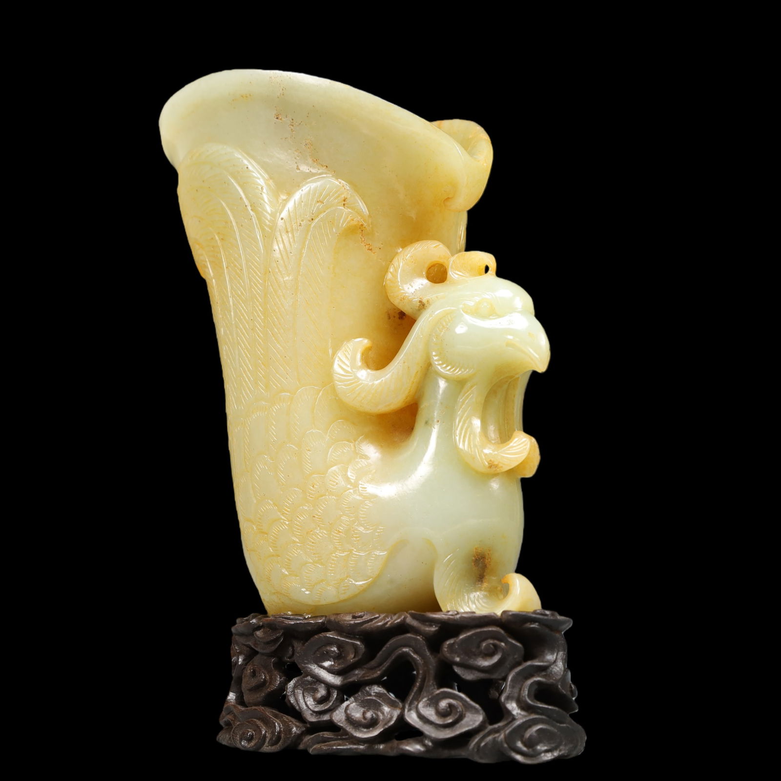 A Exquisite Archaic Jade Phoenix-Form Cup - 2