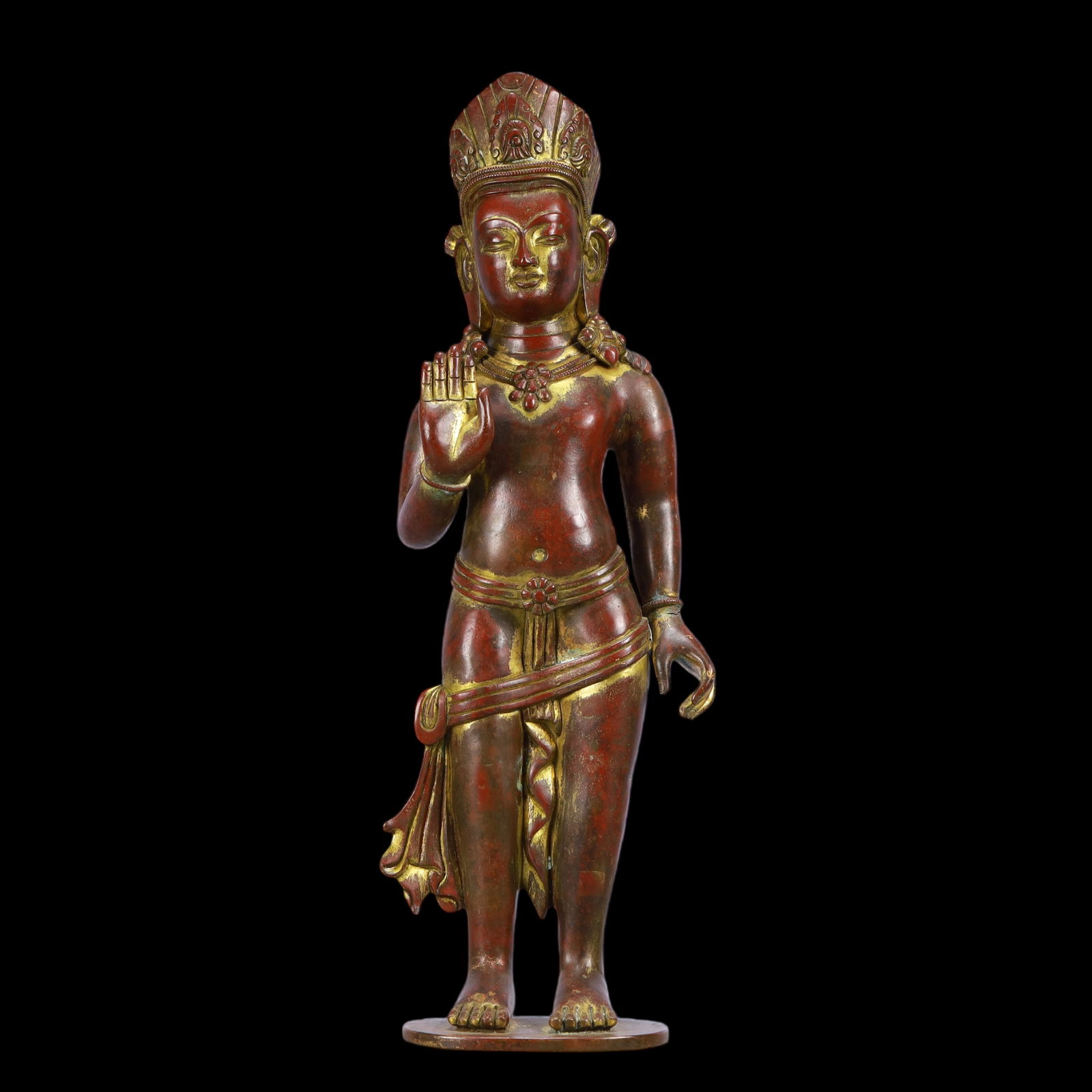 A Exquisite Coppery Statue of Bodhisattva: A Exquisite Coppery Statue of Bodhisattva Ming Dynasty, China Size:13.5cmx8.5cmx44cm Weight:4400g (The Dimensions Of All Batches Are Manually Measured.If You Need More Detailed Information, Please