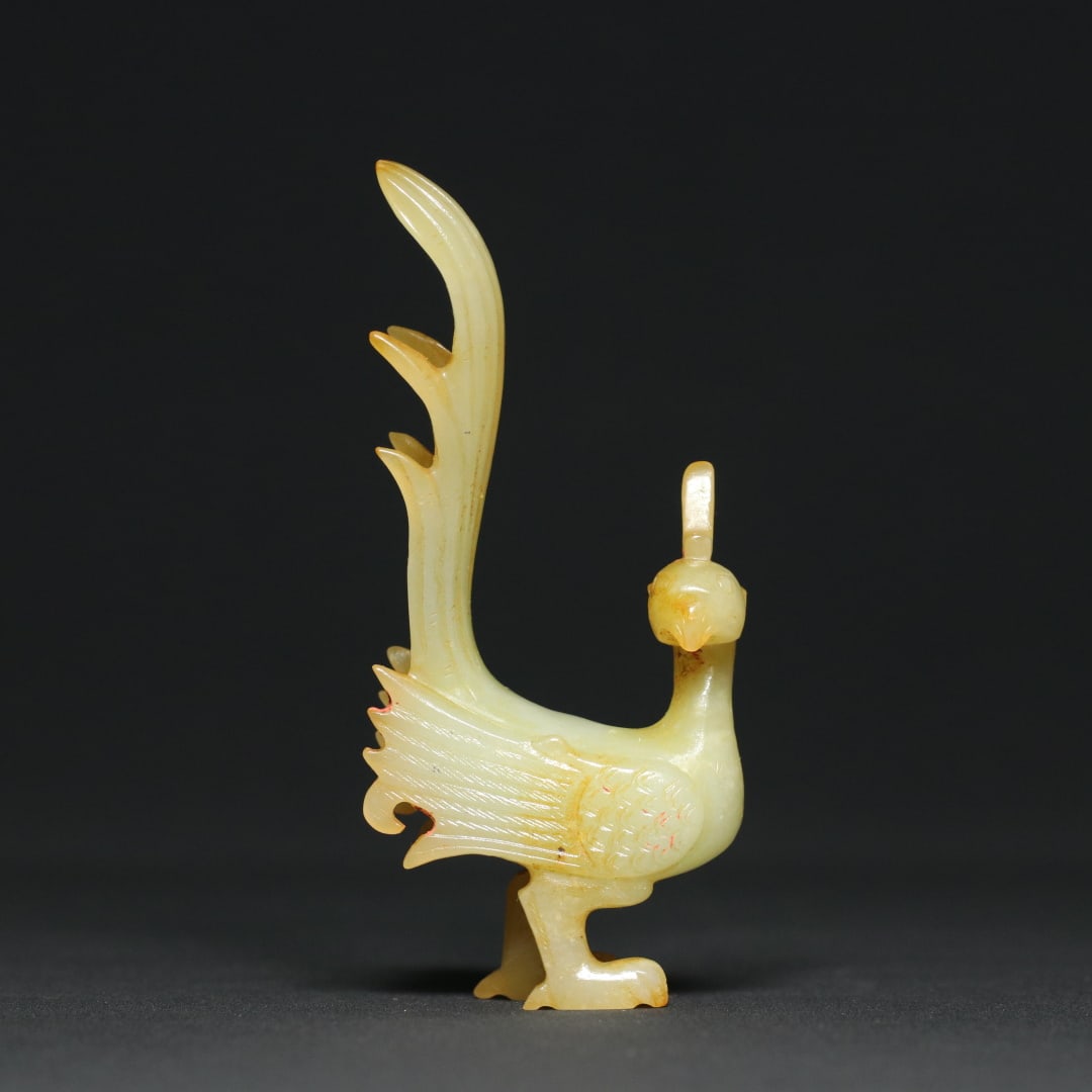 An Exquisite White Jade Phoenix Ornament: An Exquisite White Jade Phoenix Ornament Han Dynasty, China Size:10cmx5cmx2cm Weight:61.8g (The Dimensions Of All Batches Are Manually Measured.If You Need More Detailed Information, Please Contact
