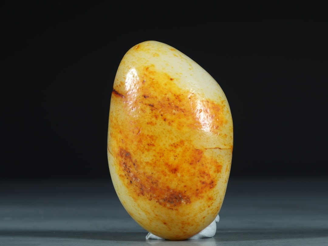 An Exquisite White Jade Ornament - 4