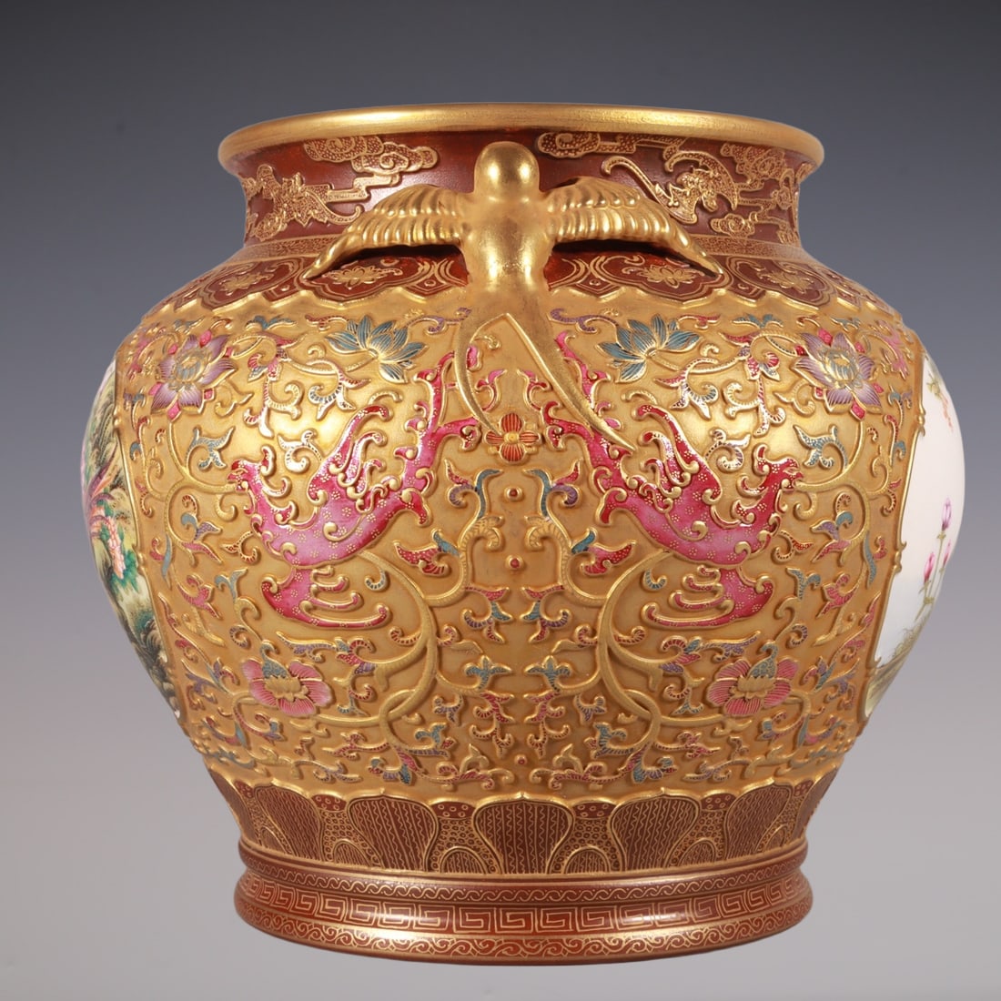 An Exquisite Enamel Lotus Pattern Flower and Bird Pattern Double-Ears Vat - 4