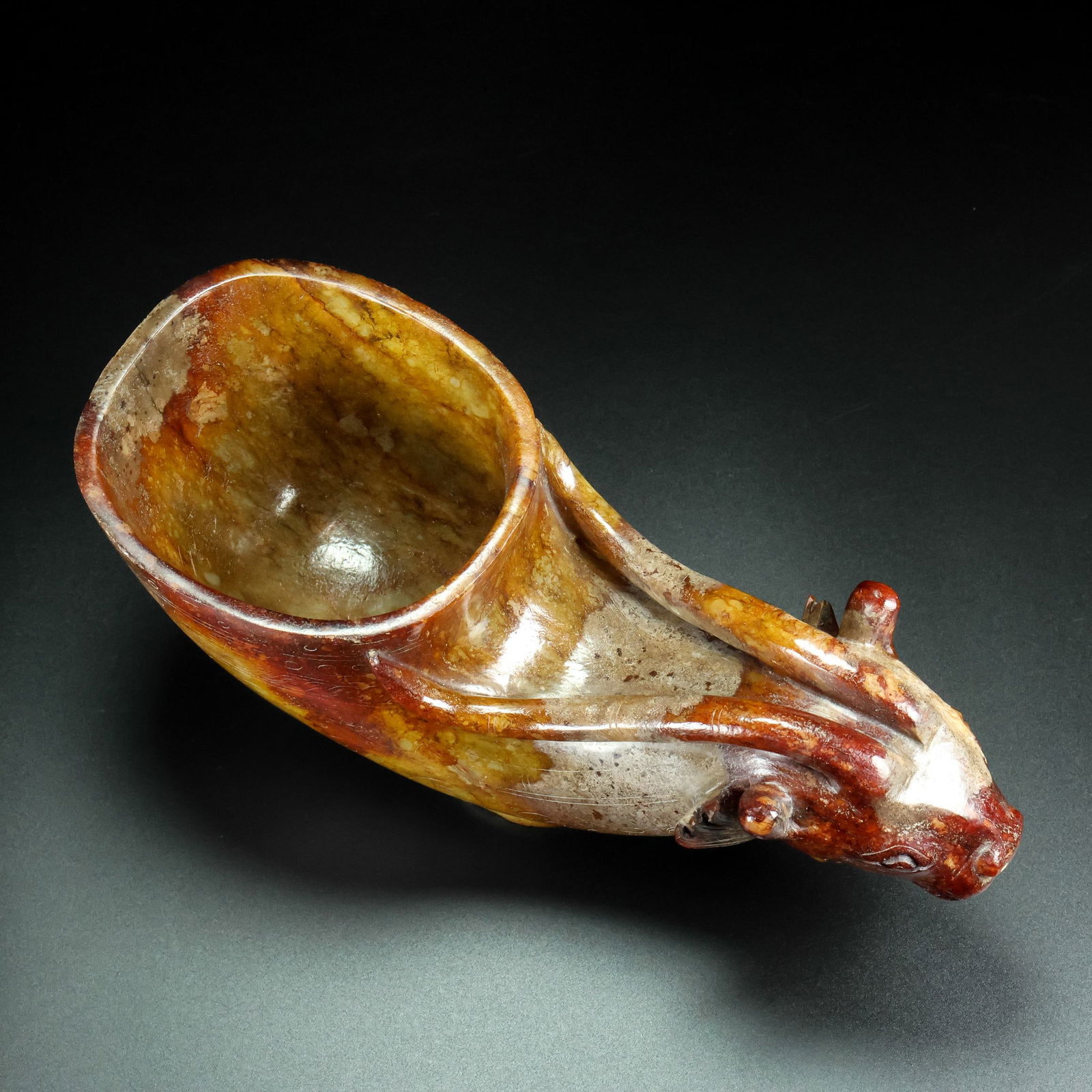 An Exquisite White Jade Auspicious Beast-Shaped Goblet - 5