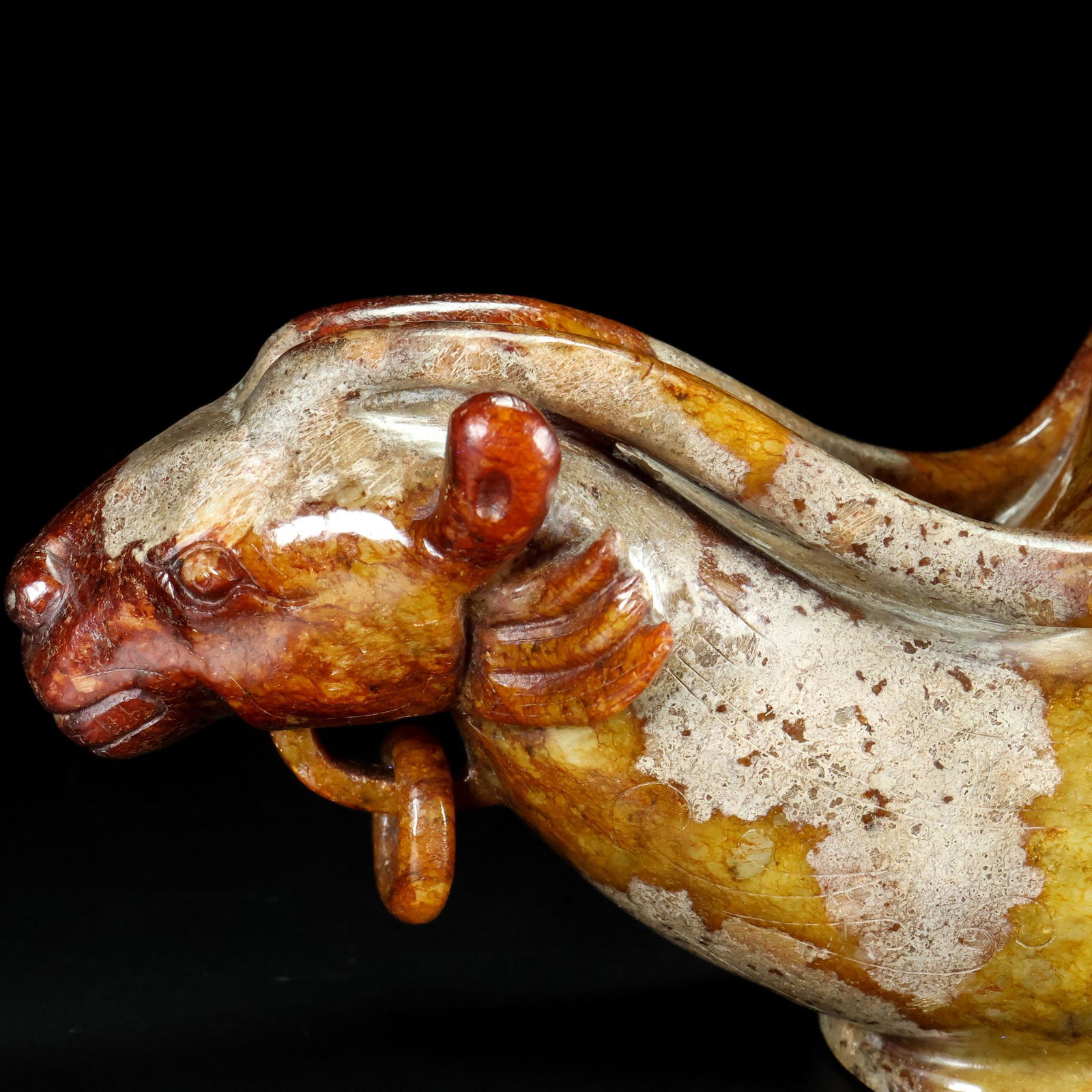 An Exquisite White Jade Auspicious Beast-Shaped Goblet - 7