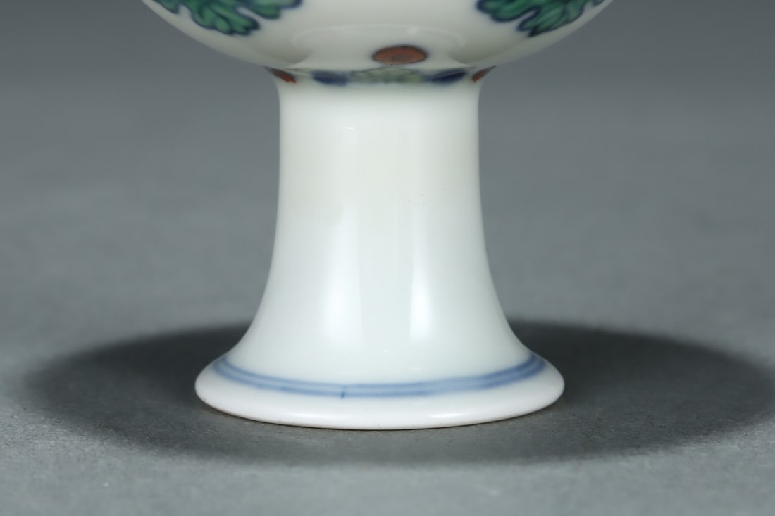 An Exquisite Doucai Flower Pattern Cup - 6