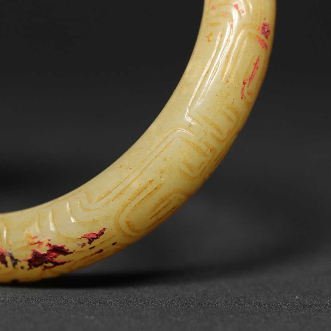 An Exquisite White Jade Dragon Pattern Bracelets - 9