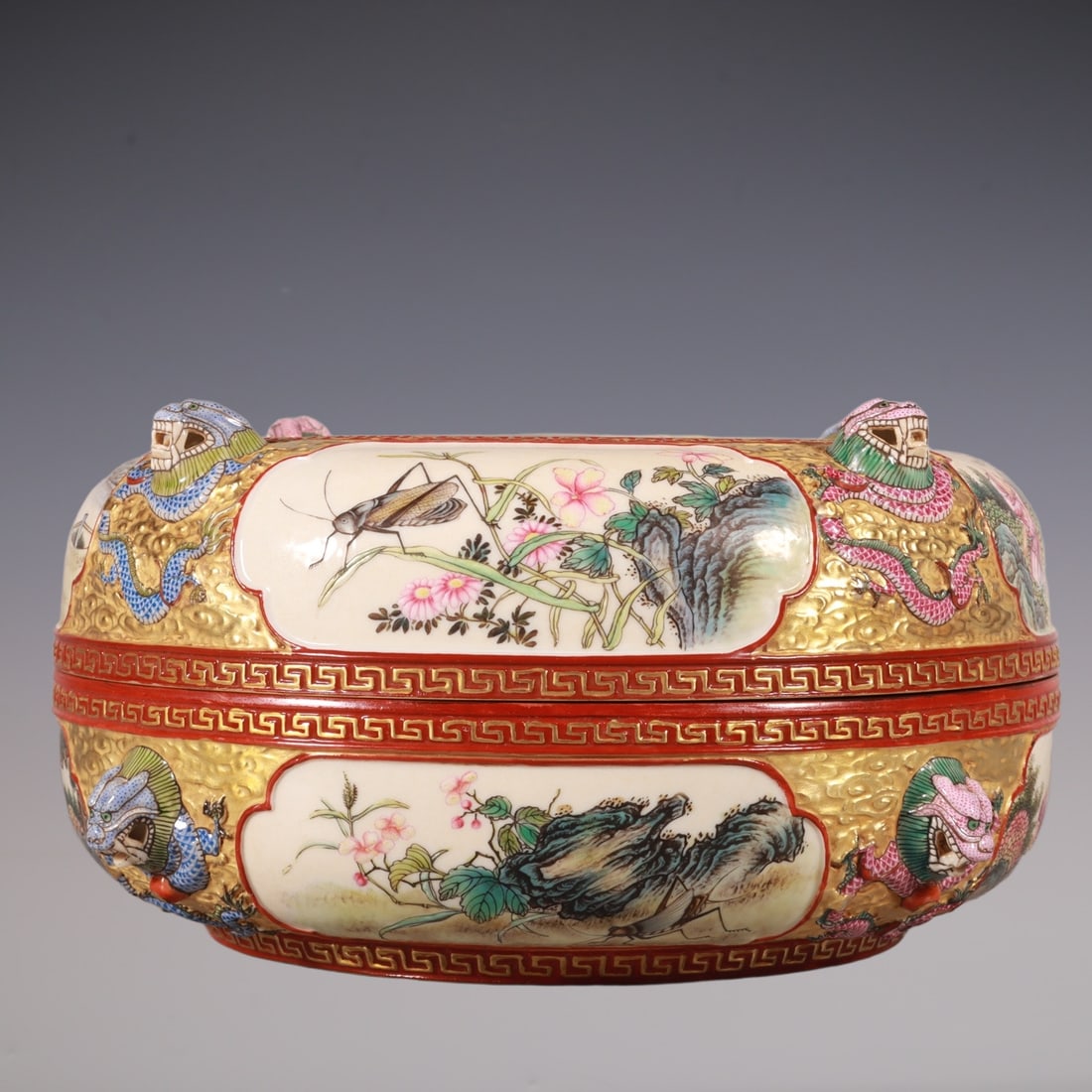 An Exquisite Enamel Character and Story Pattern Box - 4