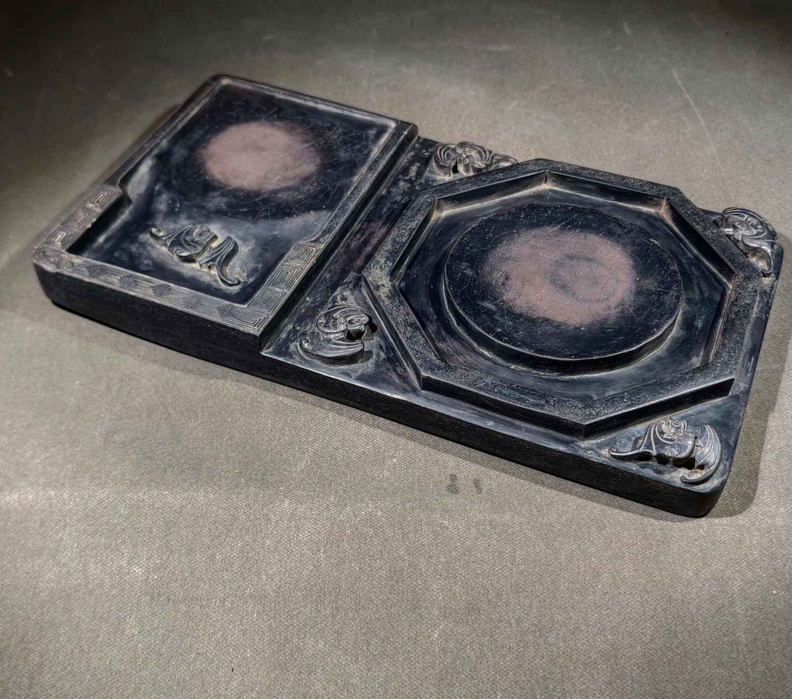 An Exquisite Bats Pattern Inkstone - 6