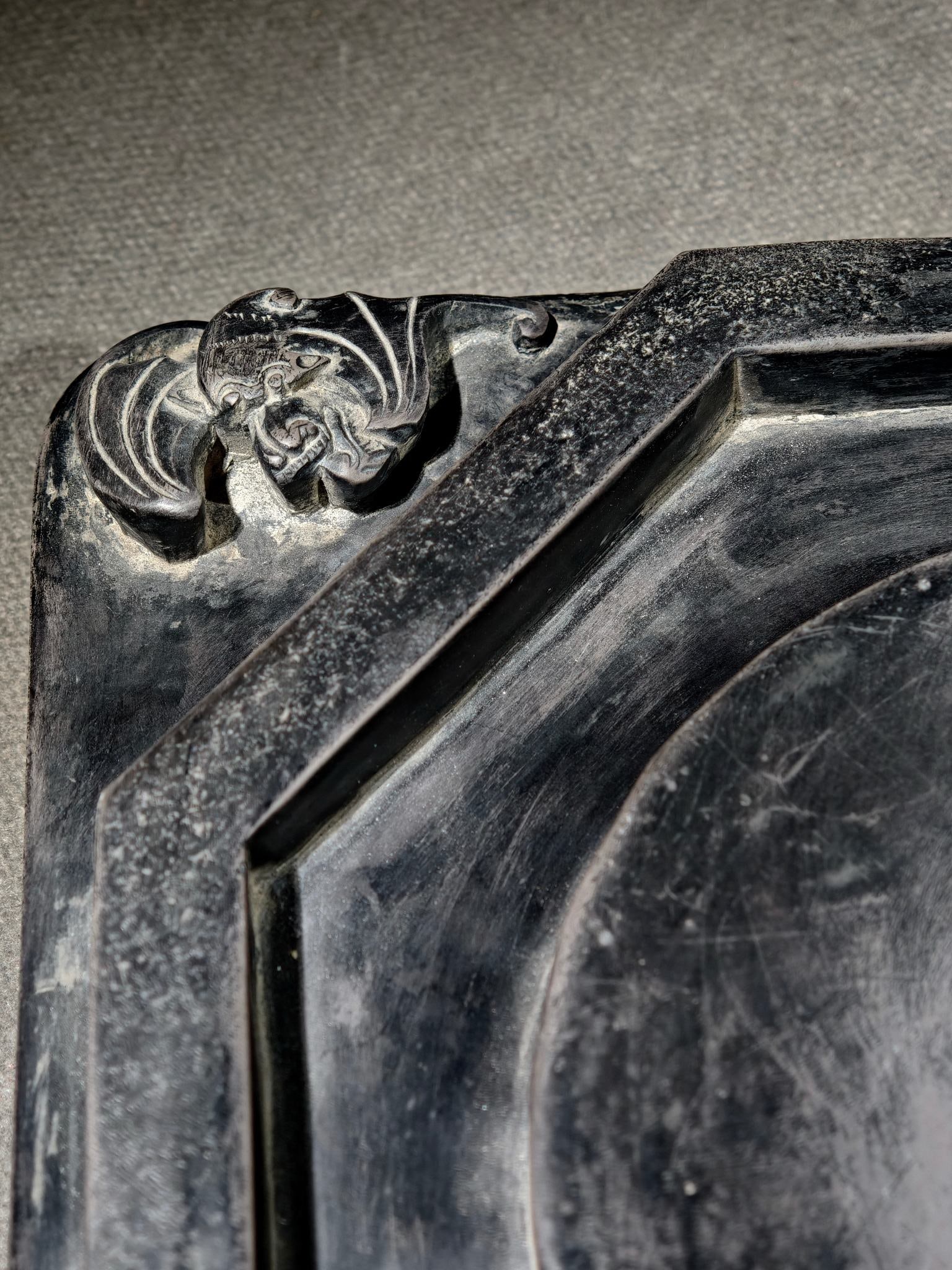 An Exquisite Bats Pattern Inkstone - 7