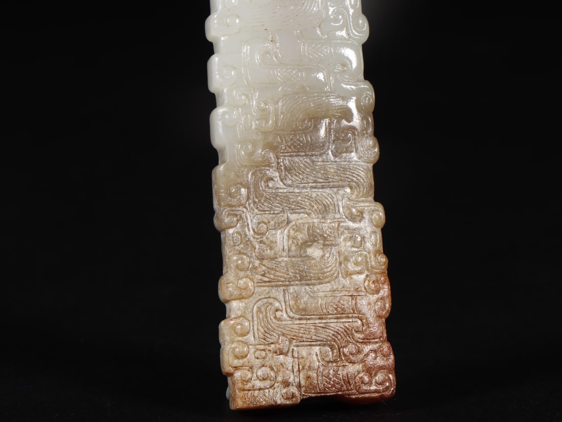An Exquisite White Jade Ornament - 4