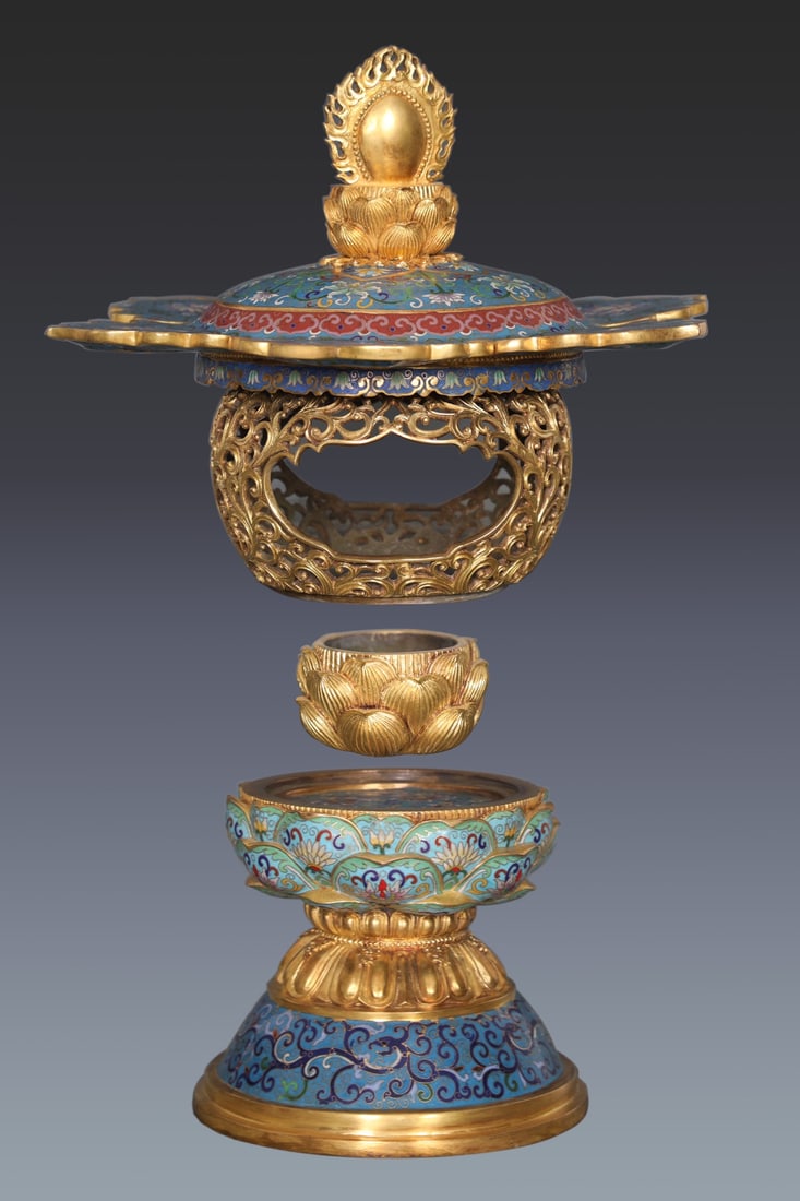 An Exquisite Cloisonne Lotus Pattern Palace Lantern - 3