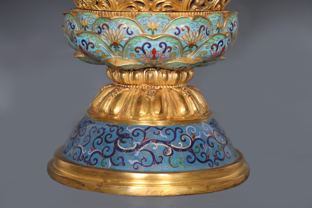 An Exquisite Cloisonne Lotus Pattern Palace Lantern - 7