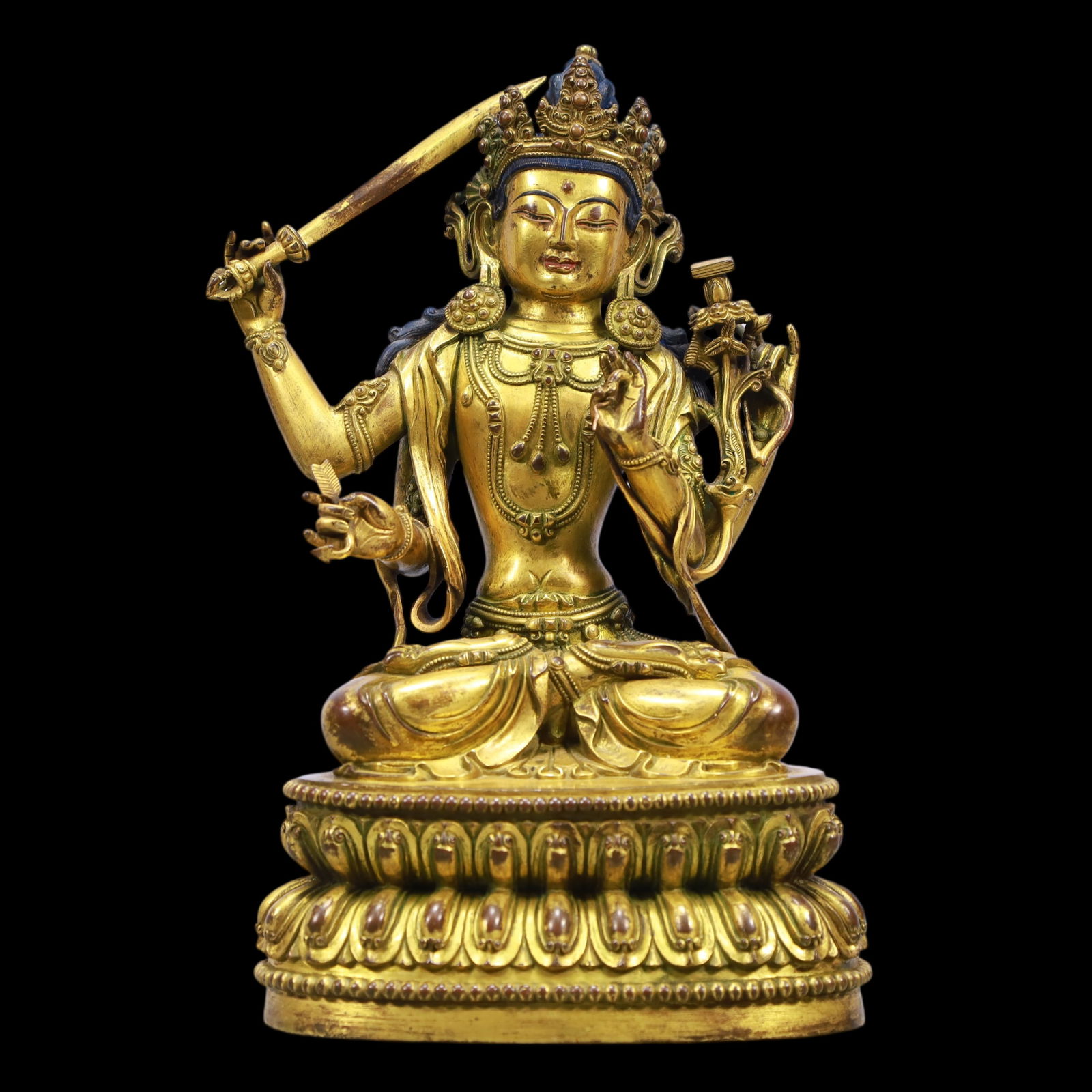 A Exquisite Gilt Bronze Statue of Manjusri: A Exquisite Gilt Bronze Statue of Manjusri Ming Dynasty, China Yongle Six-character Mark Size:15cmx9.5cmx25cm Weight:2700g (The Dimensions Of All Batches Are Manually Measured.If You Need More Detaile