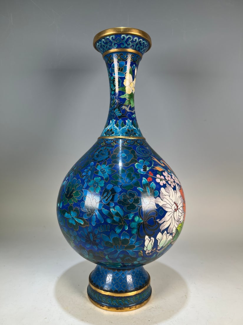 An Exquisite Cloisonne Flower Pattern Vase - 4