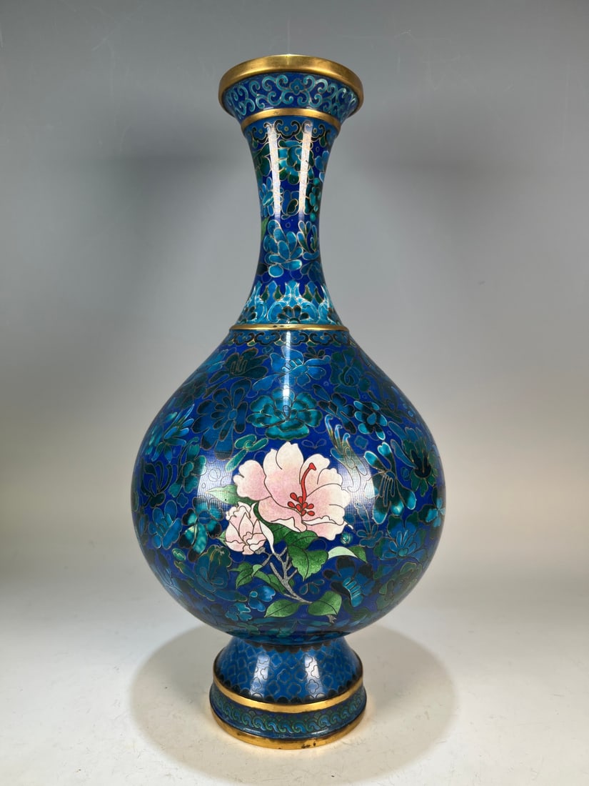 An Exquisite Cloisonne Flower Pattern Vase - 5