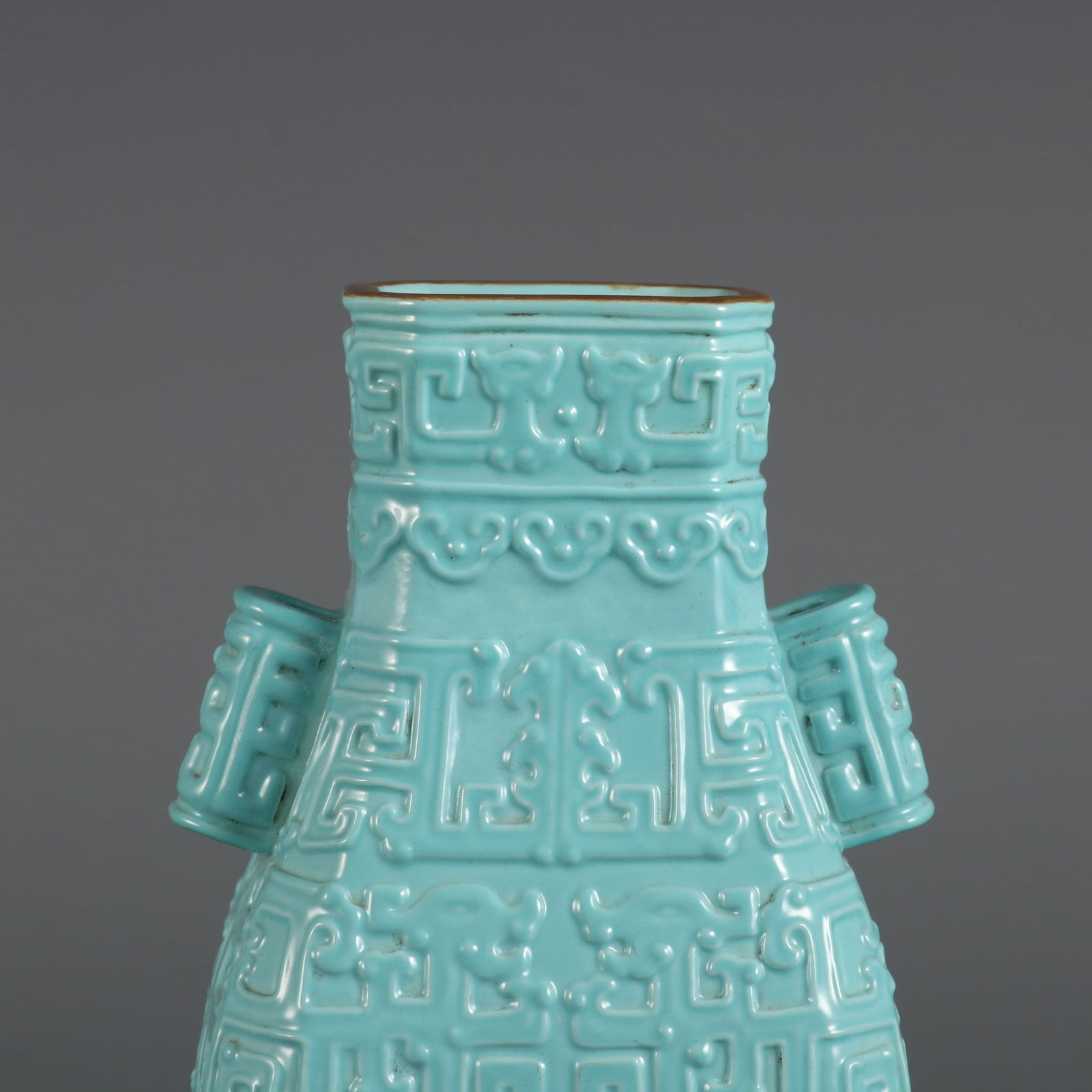 An Exquisite Green Glazed Phoenix Pattern Double-Ears Vase - 4