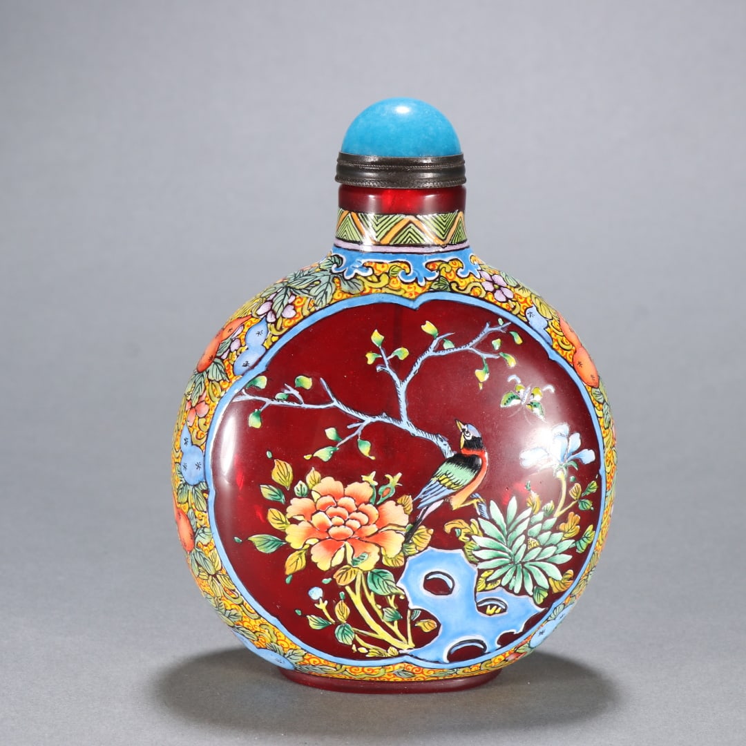 An Exquisite Glass Painted Enamel Flower and Bird Pattern Snuff Bottle: An Exquisite Glass Painted Enamel Flower and Bird Pattern Snuff Bottle Qing Dynasty, China Qianlong Four-character Mark Size:12.9cmx9.9cm Weight:435.9g (The Dimensions Of All Batches Are Manually
