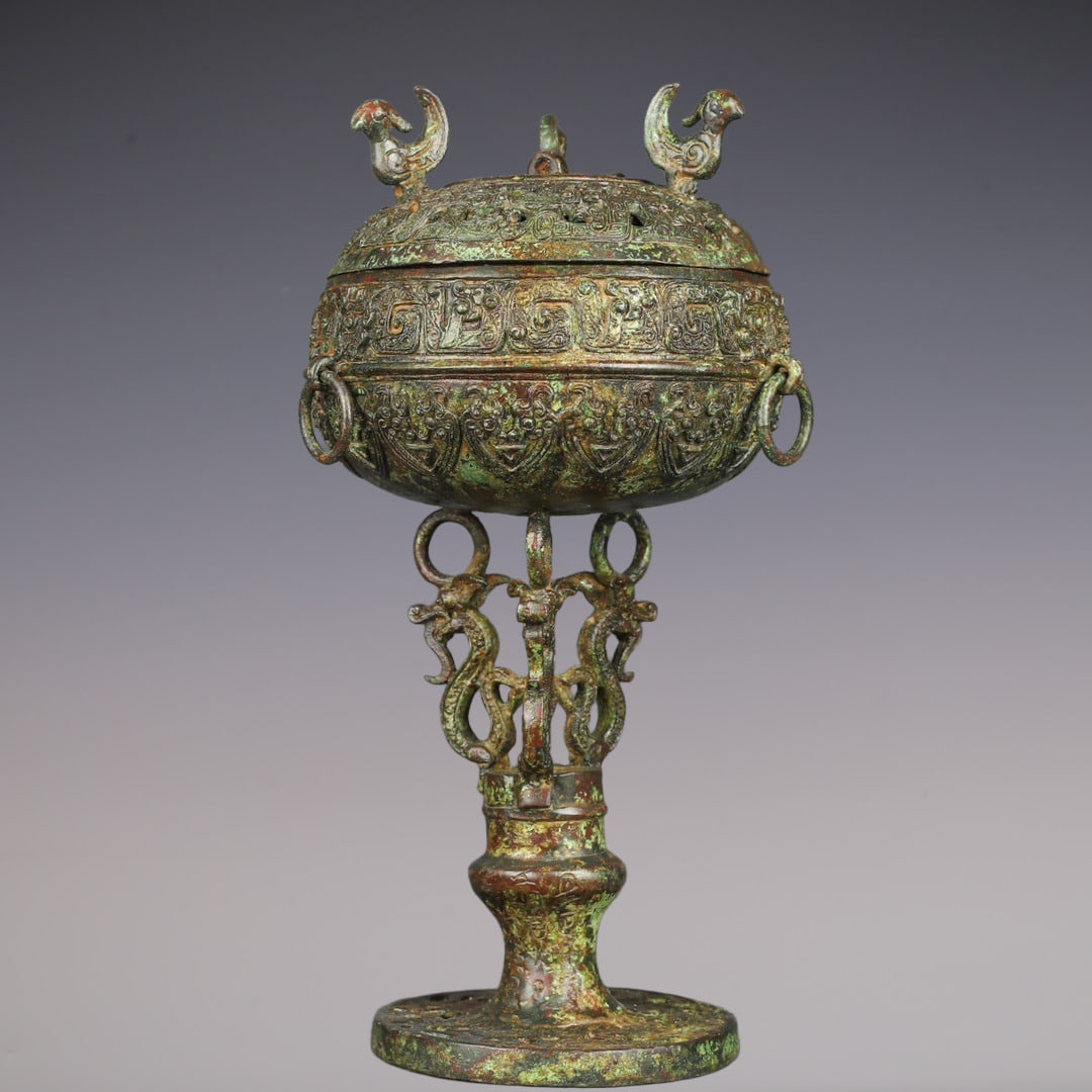 An Exquisite Bronze Beast-Face Pattern Censer: An Exquisite Bronze Beast-Face Pattern Censer Han Dynasty, China Size:17cmx30cm Weight:2150g (The Dimensions Of All Batches Are Manually Measured.If You Need More Detailed Information, Please Contact