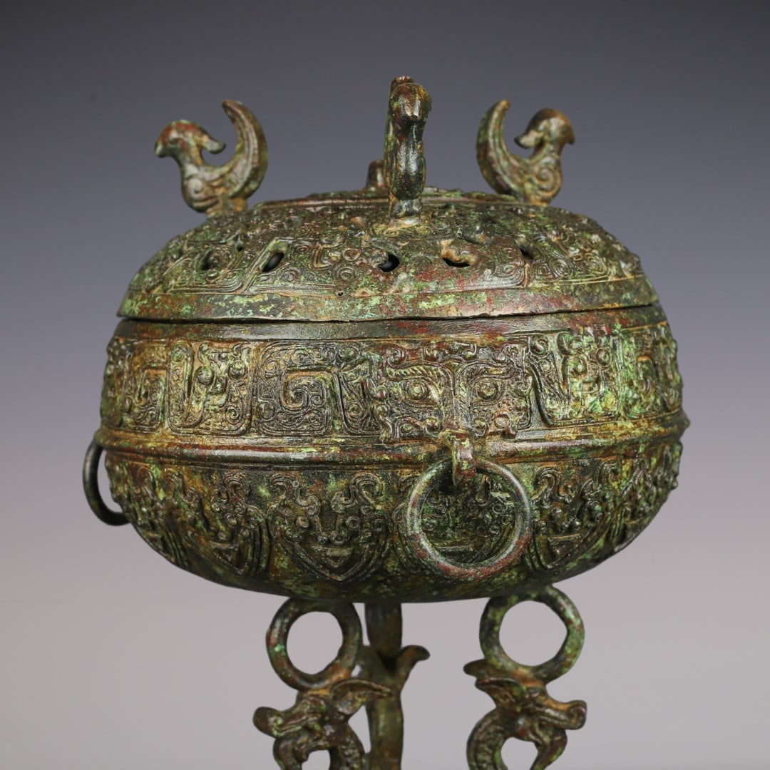 An Exquisite Bronze Beast-Face Pattern Censer - 6