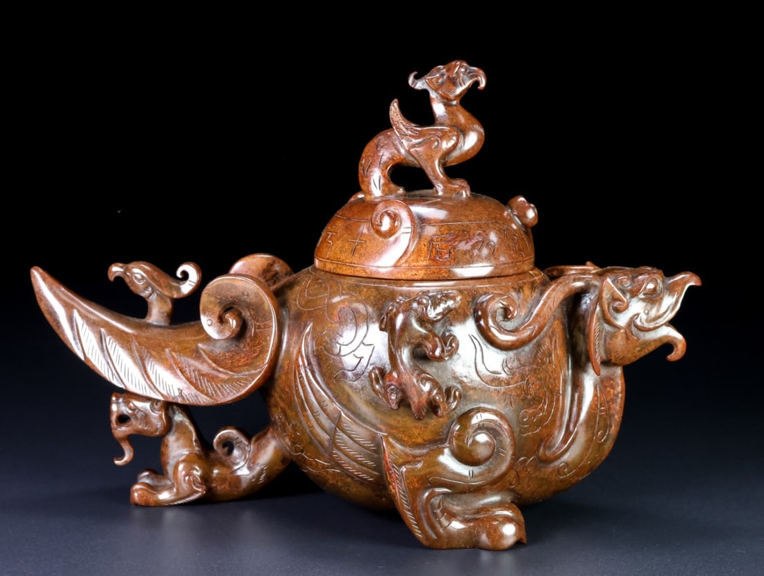 An Exquisite White Jade Dragon and Phoenix Pattern Ewer - 2