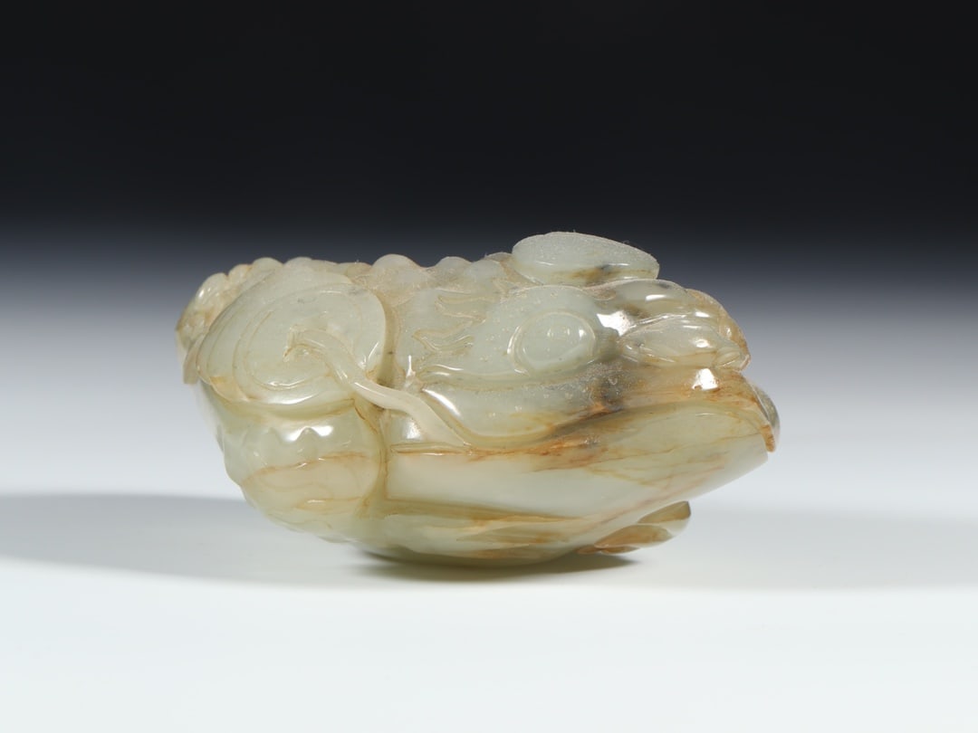 An Exquisite White Jade Water Pot - 3