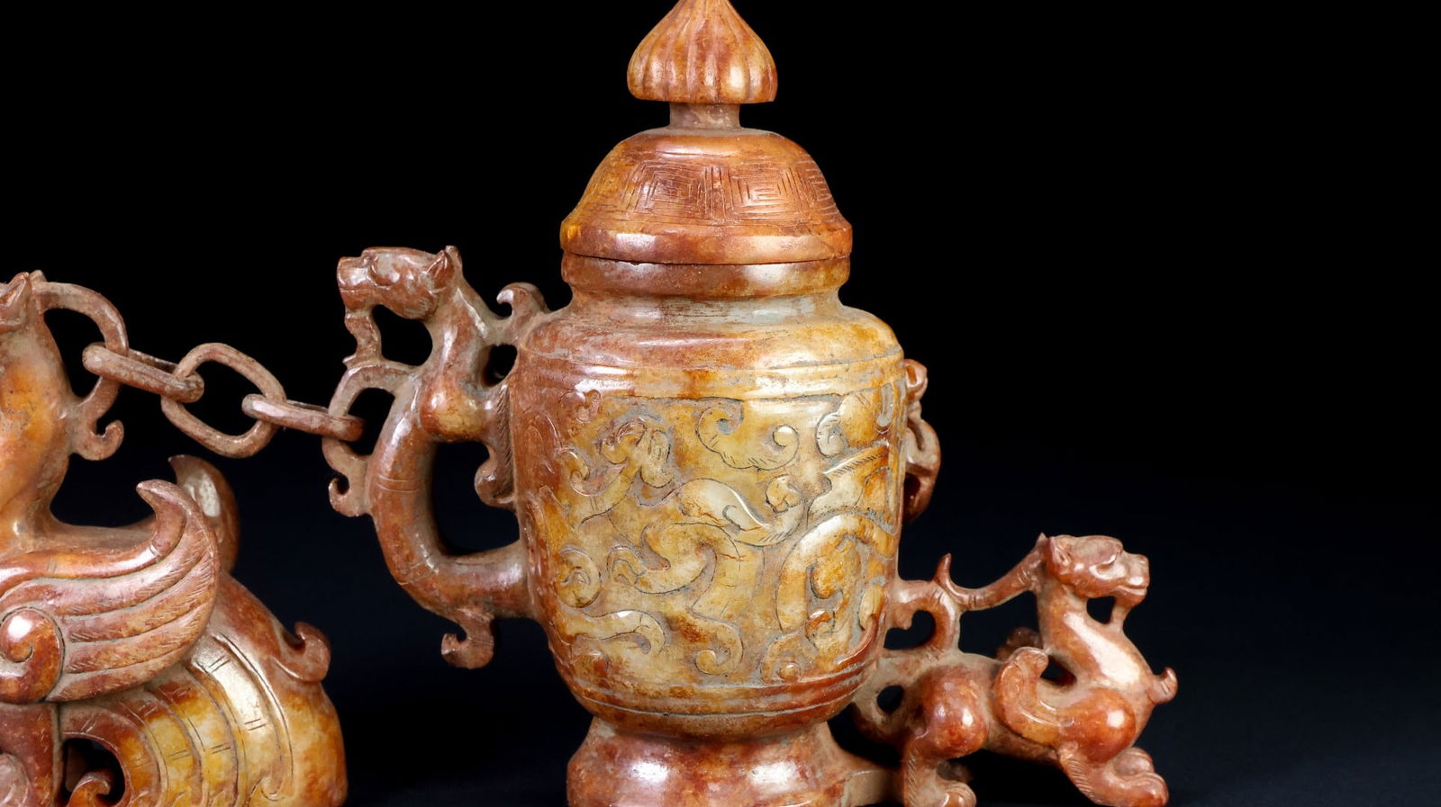 An Exquisite White Jade Dragon and Phoenix Pattern Vase - 3