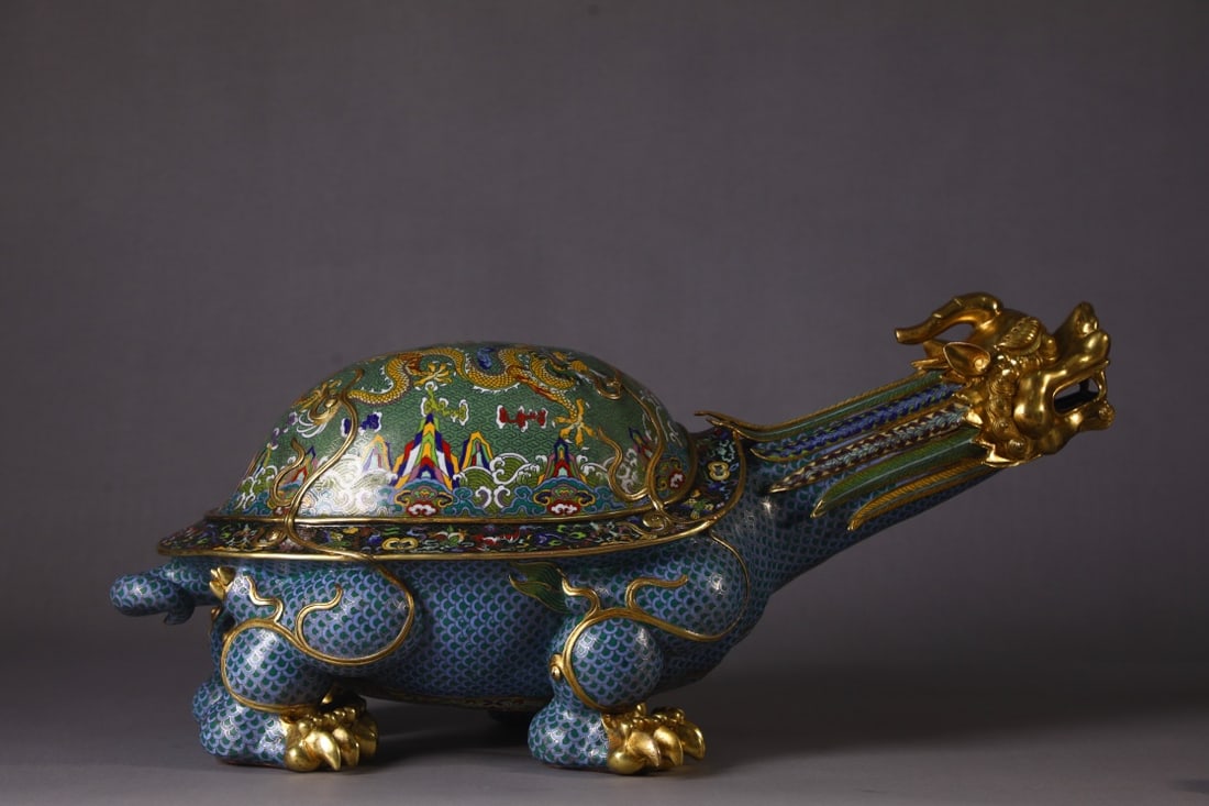 An Exquisite Cloisonne Dragon Pattern Lotus Pattern Auspicious Beast Ornament - 2