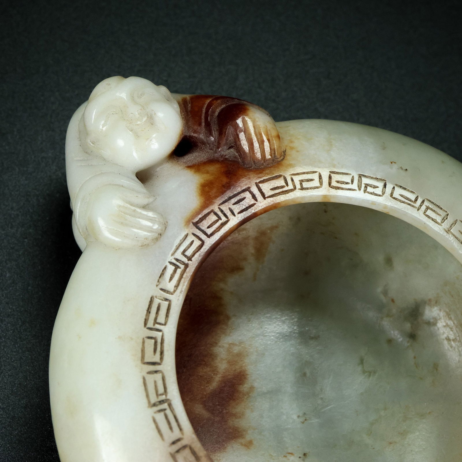 An Exquisite White Jade Figure Pattern Censer - 6