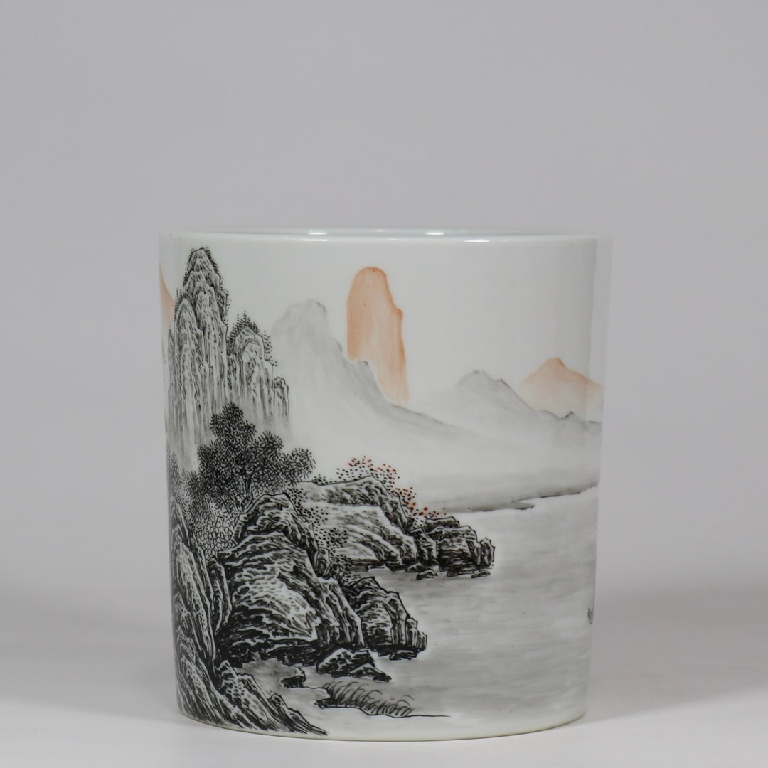 An Exquisite Ink Color Landscape Pattern Brush Pot - 2