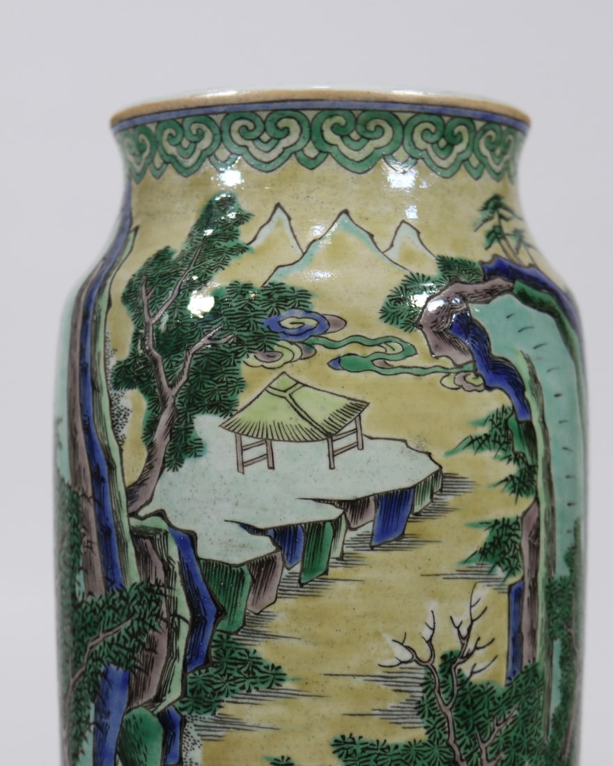 An Exquisite Wucai Landscape Pattern Vase - 5