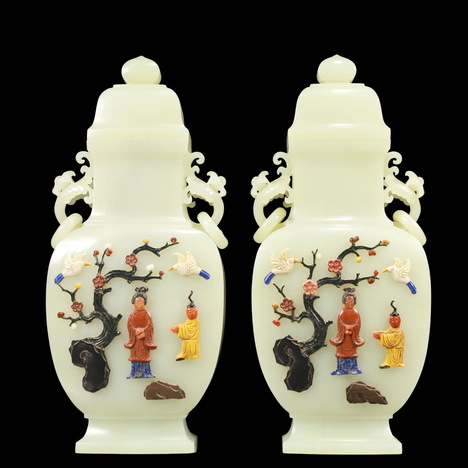 A Exquisite ??White Jade Inlaid Gems Character and Story Pattern Double-Ears Vase: A Exquisite ??White Jade Inlaid Gems Character and Story Pattern Double-Ears Vase Qing Dynasty, China Size:10cmx5cmx24cm Weight:1100g (The Dimensions Of All Batches Are Manually Measured.If You