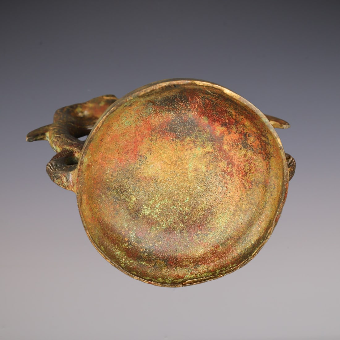 An Exquisite Bronze Dragon Pattern Ornament - 10